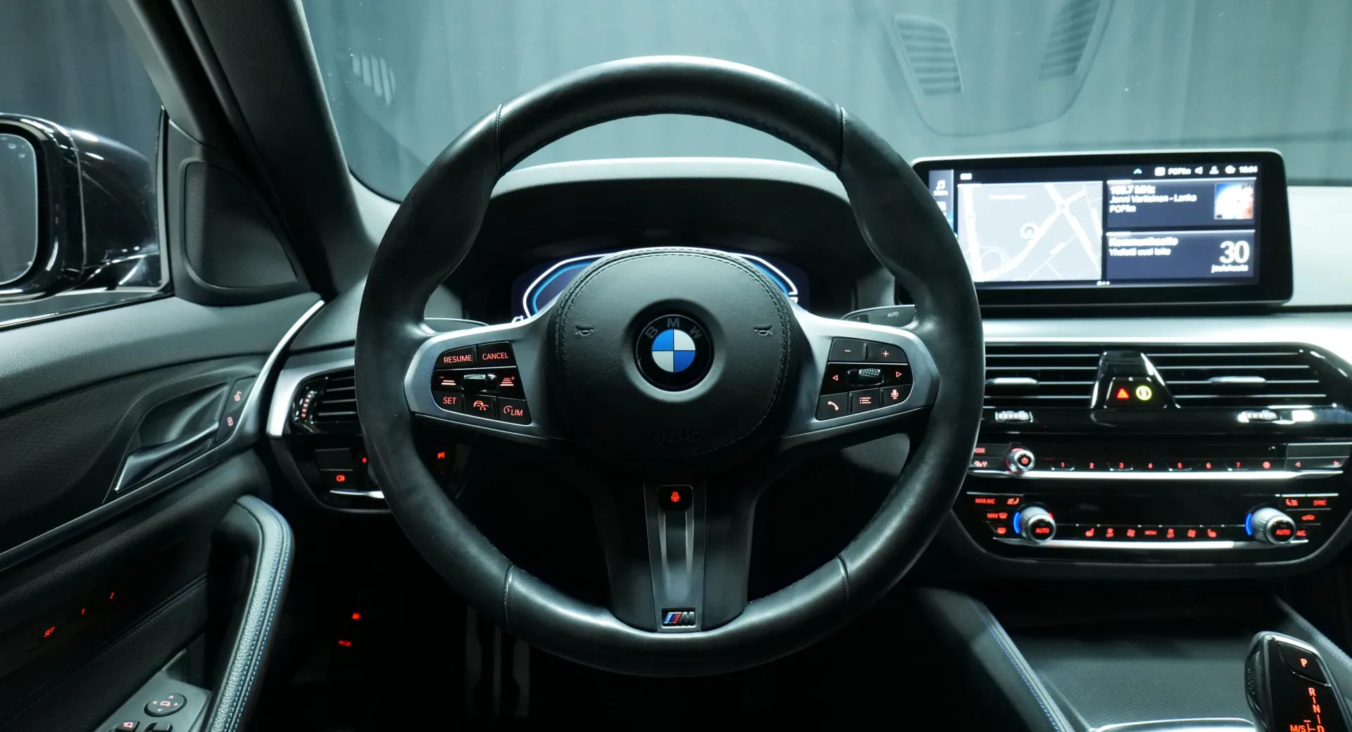 Autokuva 15 - OZA-556