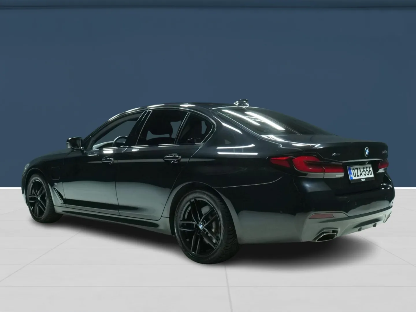 Autokuva 2 - OZA-556
