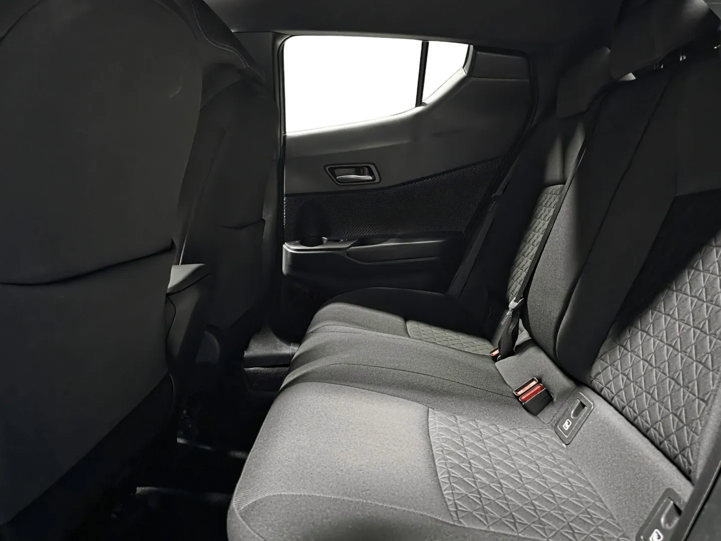 Autokuva 9 - OZB-278