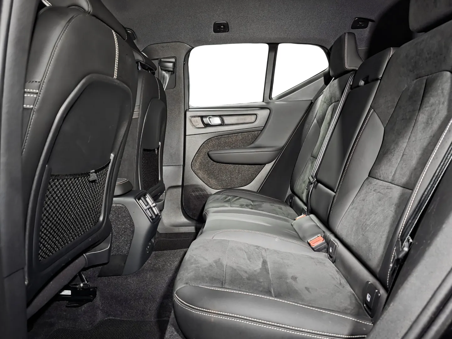 Autokuva 9 - OZI-319