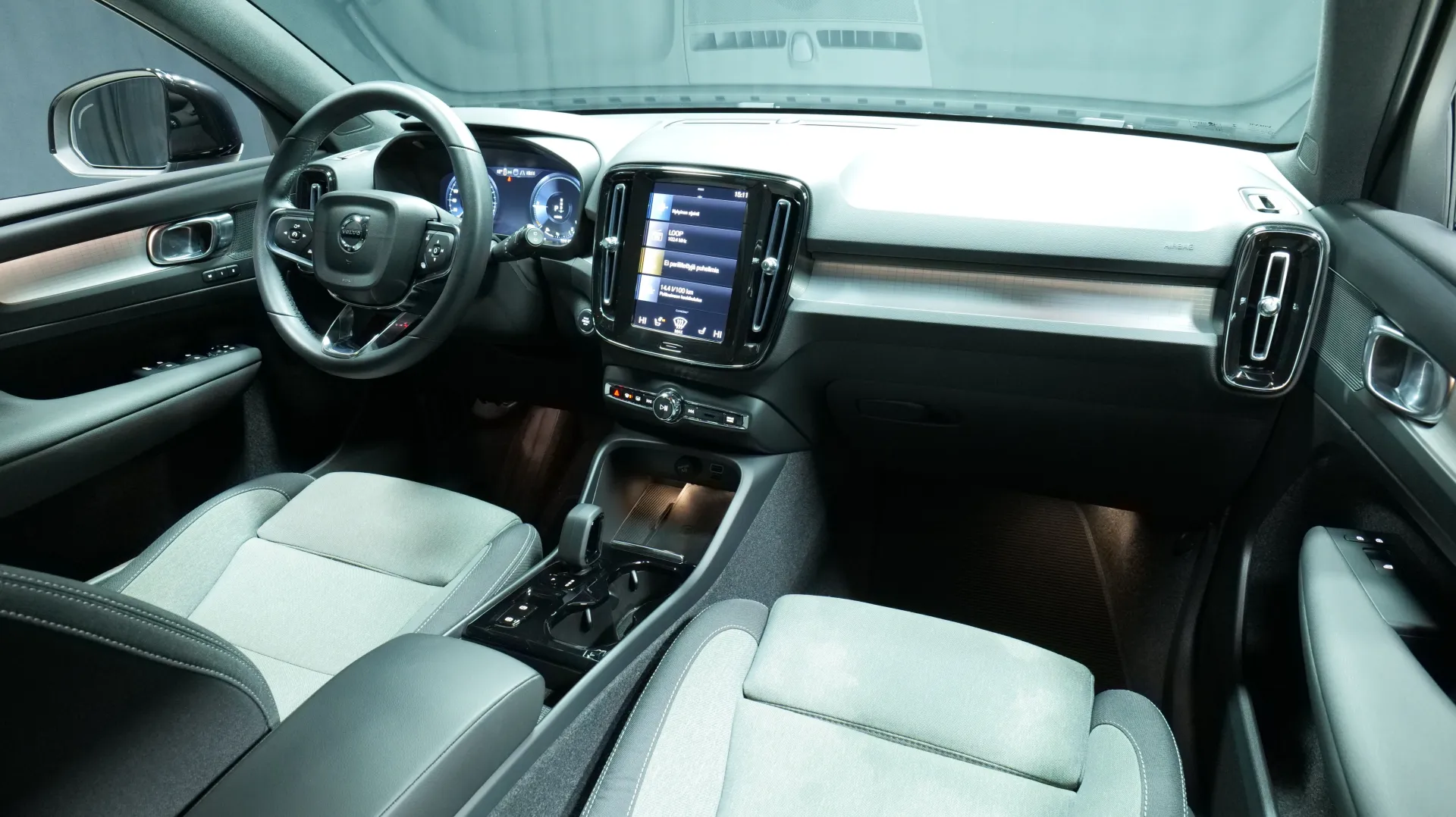 Autokuva 18 - OZN-239