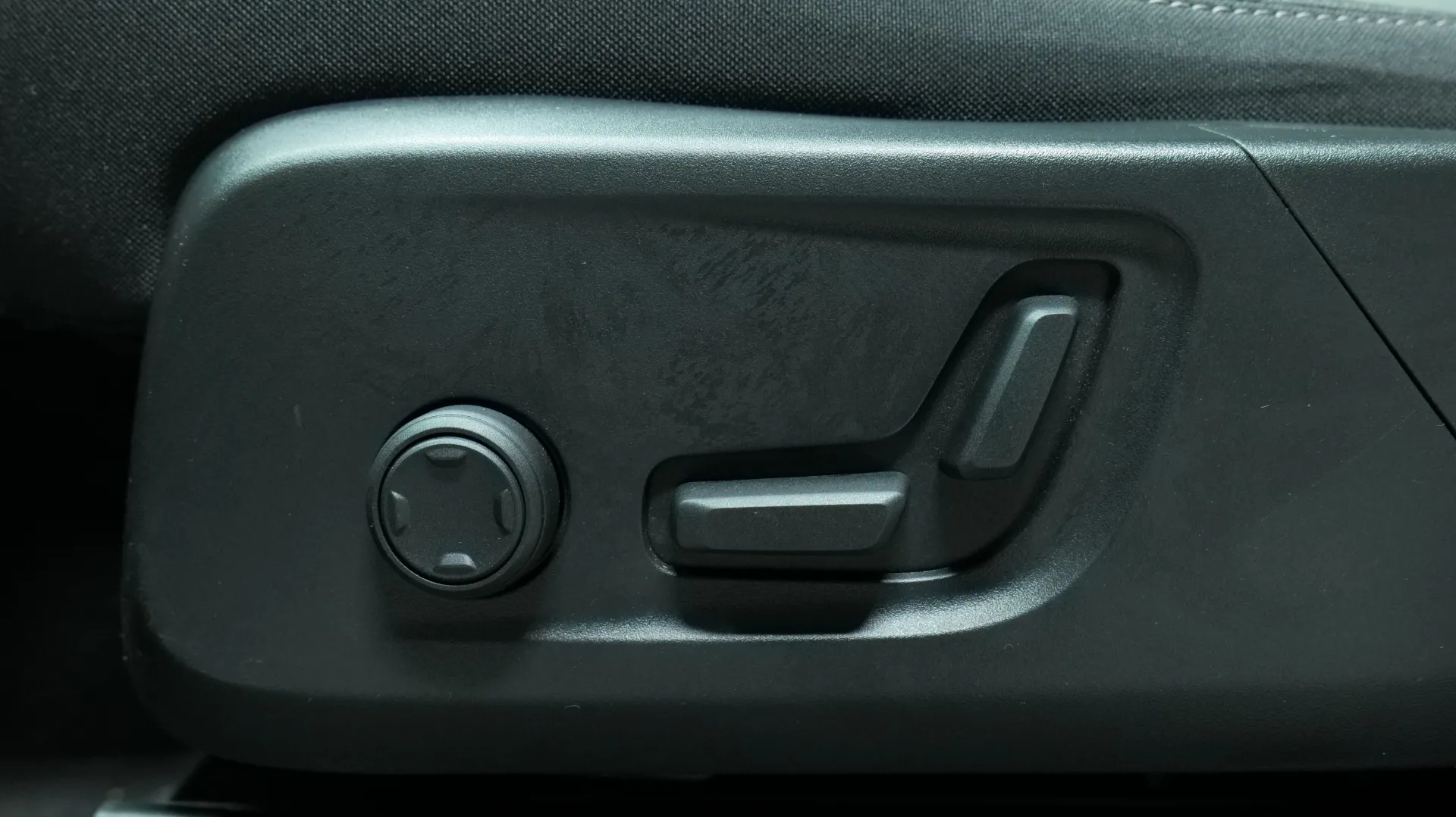 Autokuva 11 - OZN-239