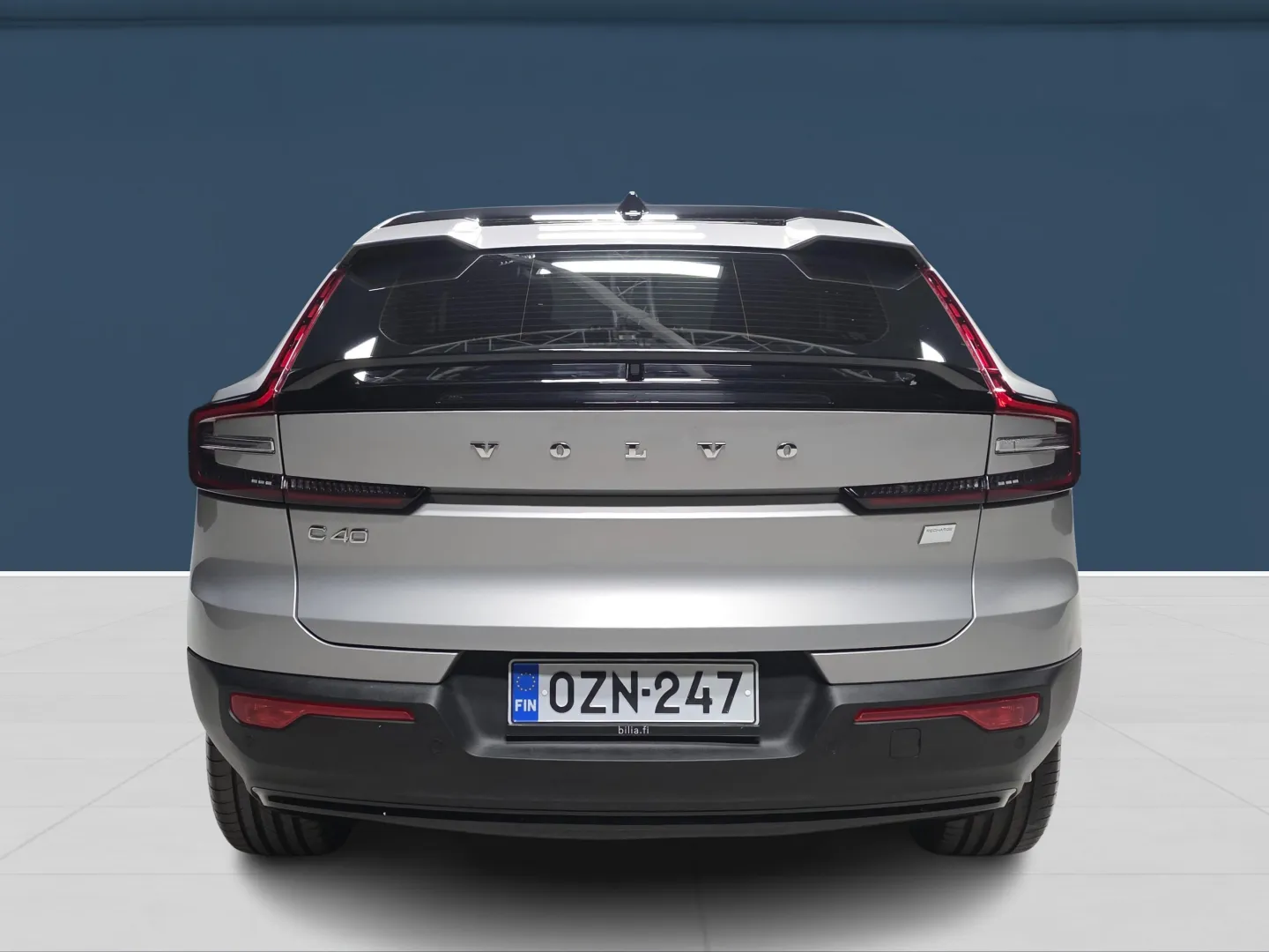 Autokuva 5 - OZN-247