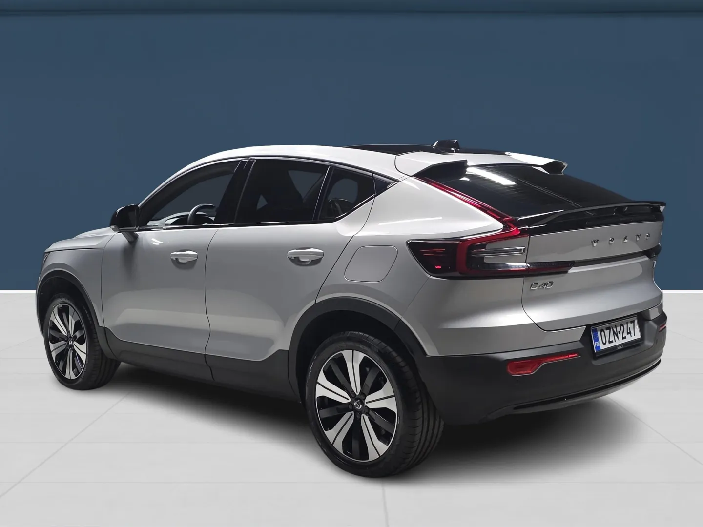 Autokuva 6 - OZN-247