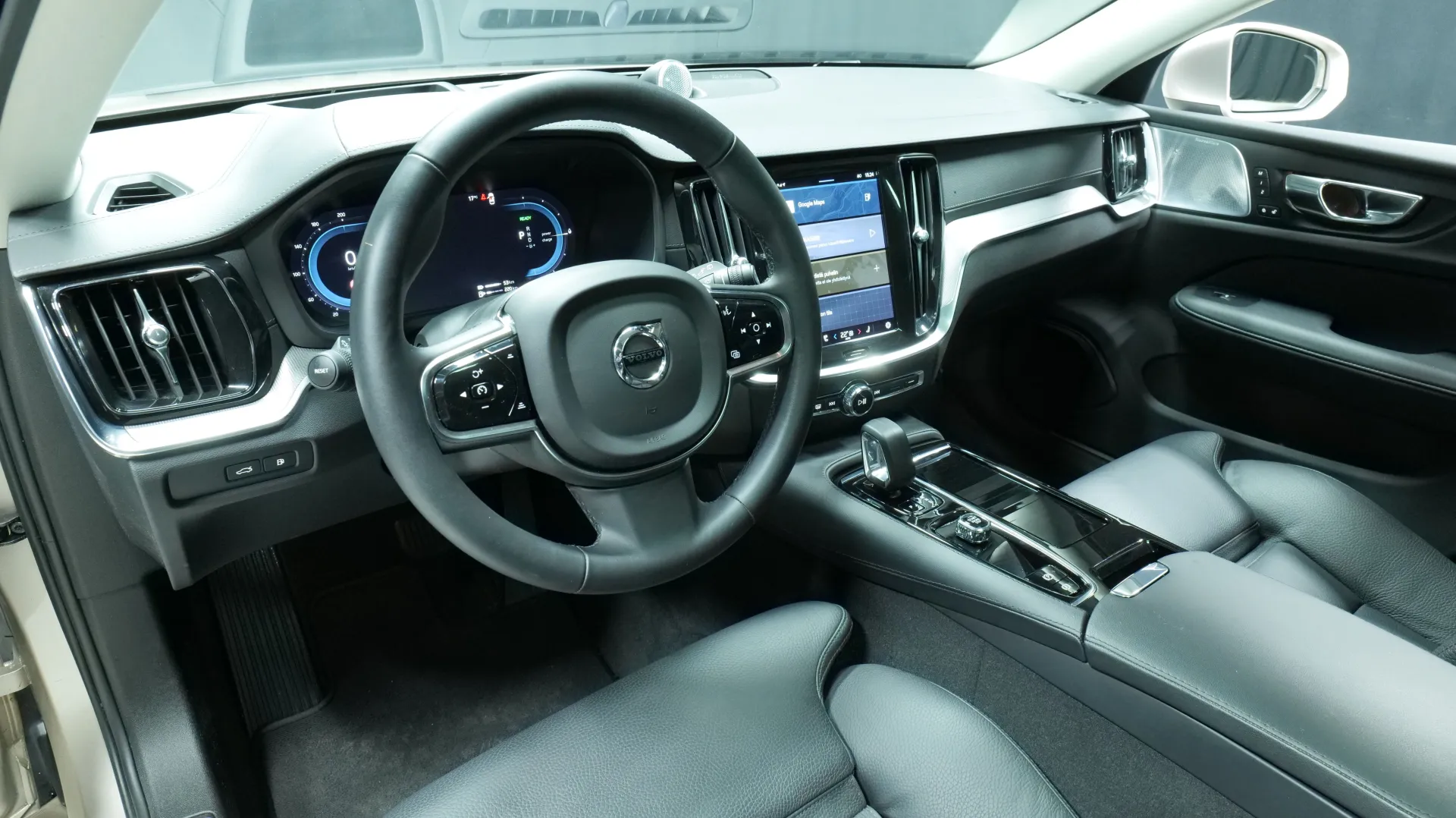 Autokuva 13 - OZO-372