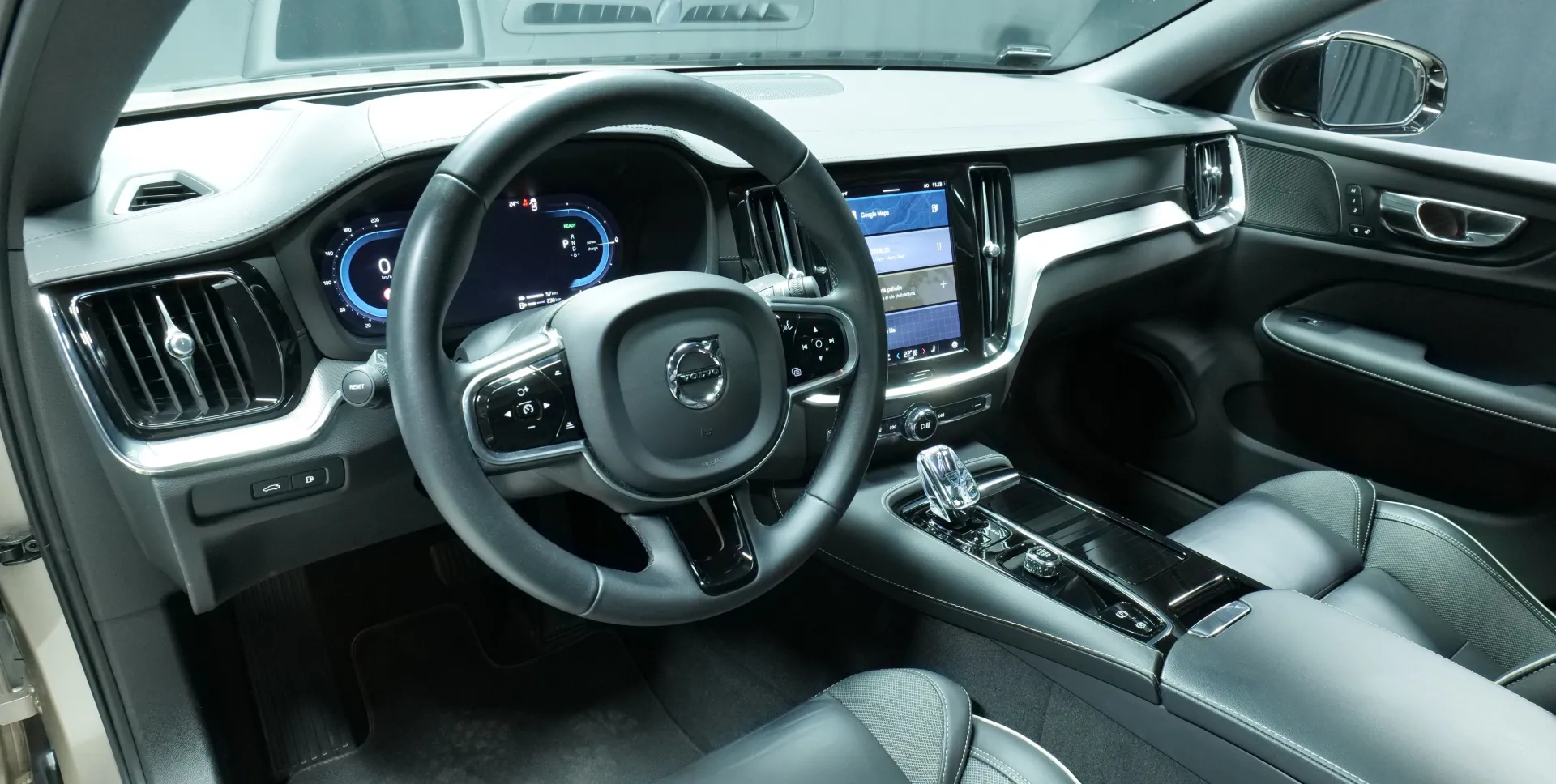 Autokuva 13 - OZO-373