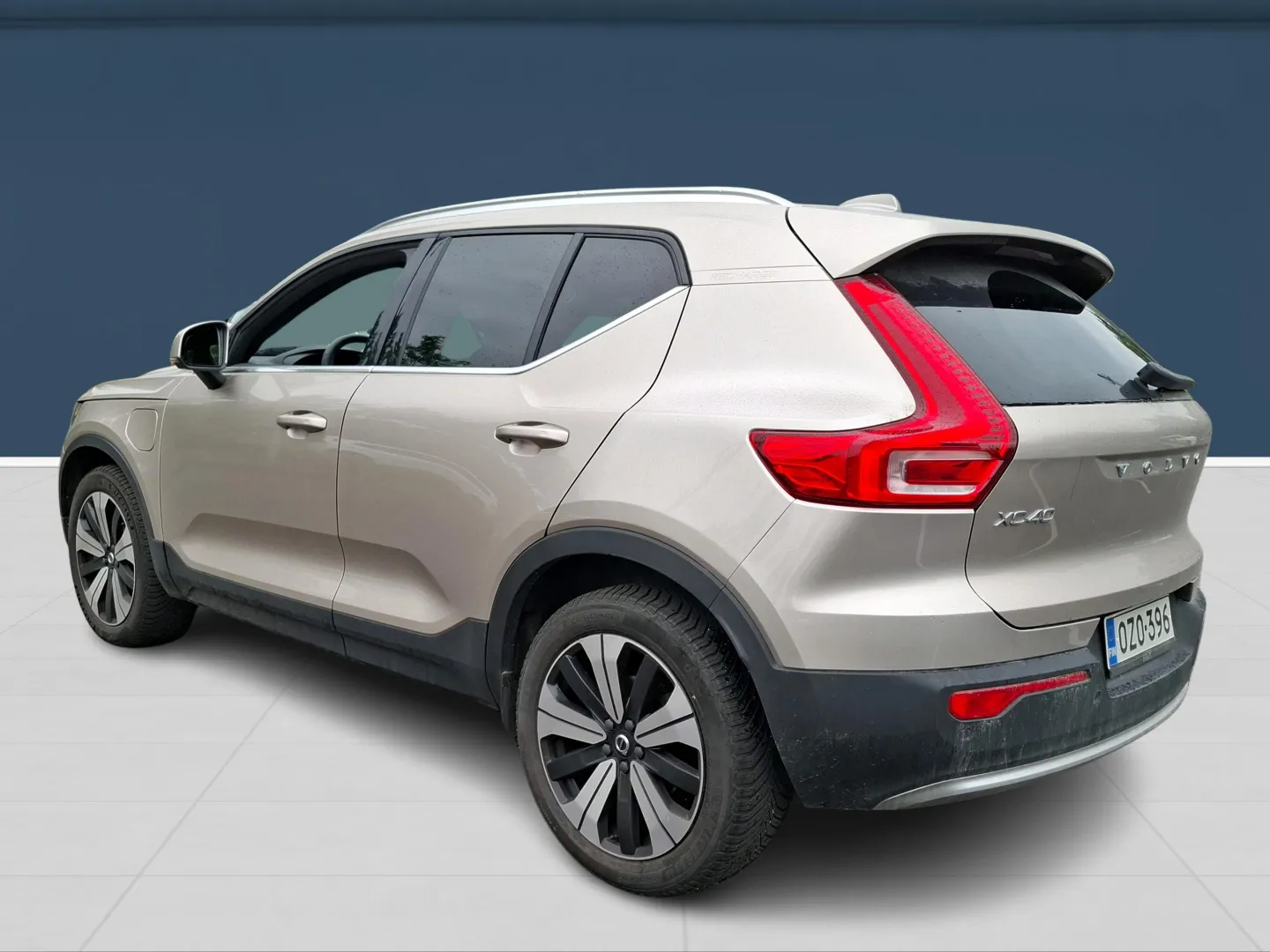Autokuva 6 - OZO-396