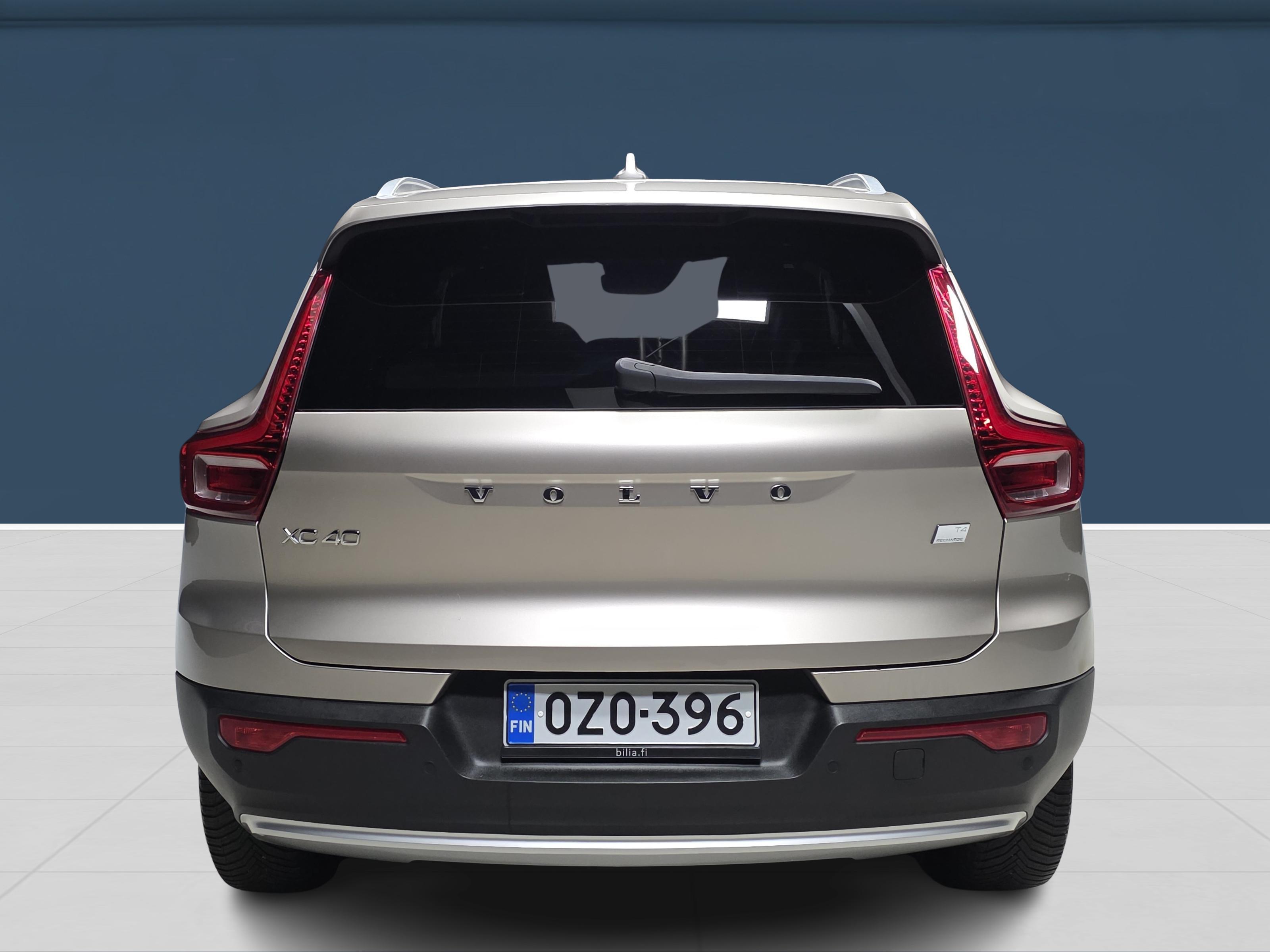 Volvo XC40 T4 TwE Plus Bright aut 2023, photo 5/18