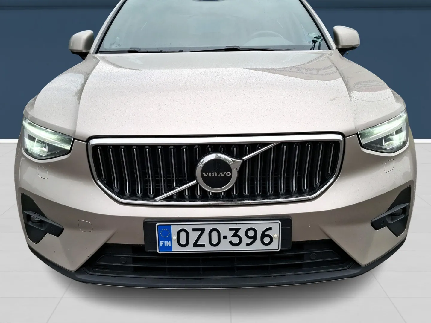 Autokuva 2 - OZO-396