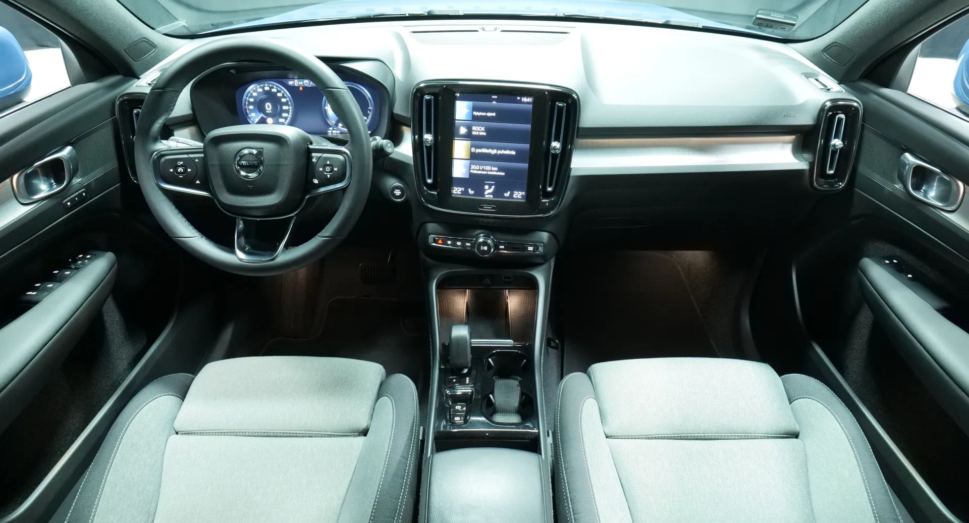 Autokuva 14 - OZO-819