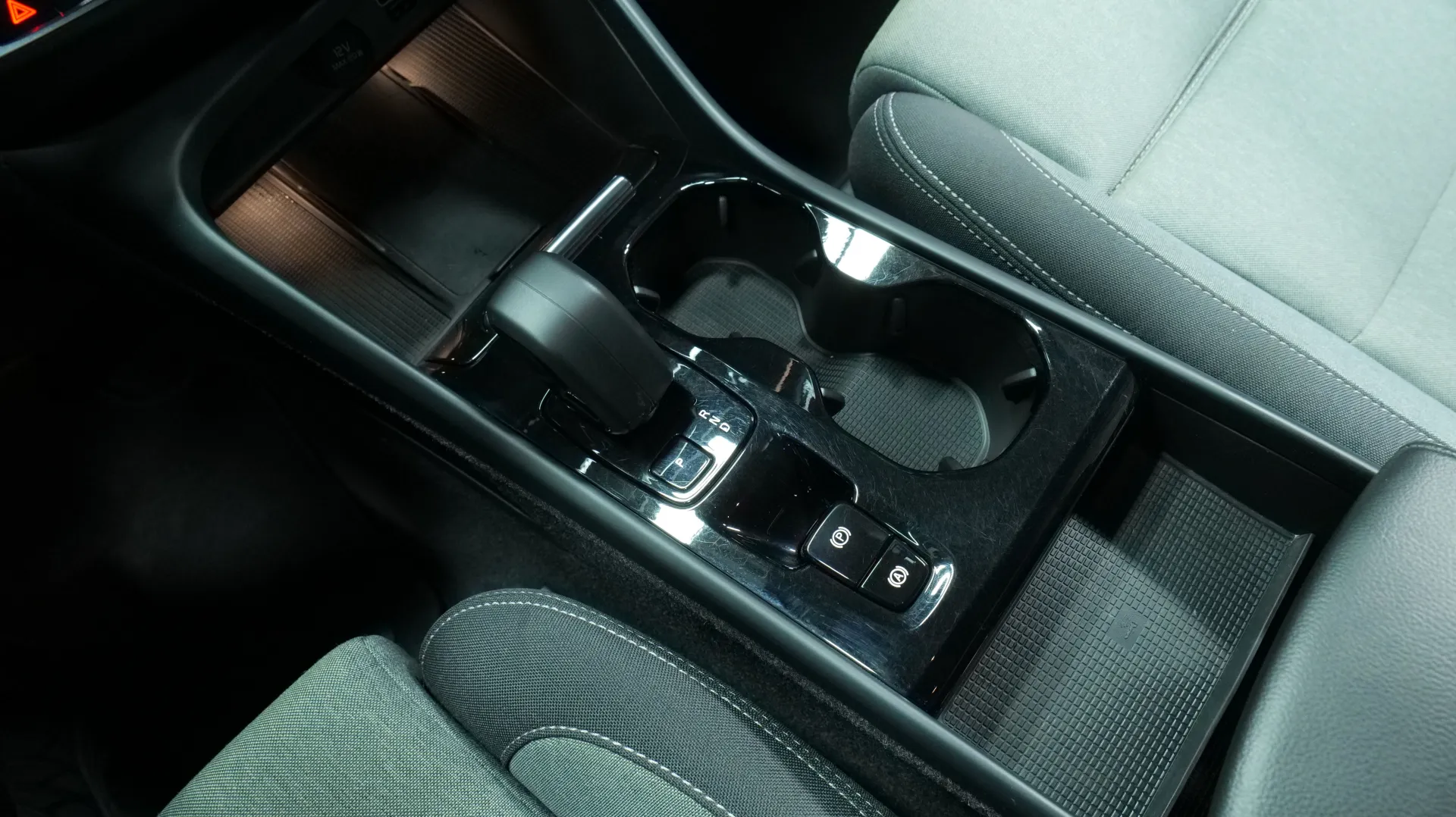 Autokuva 10 - OZO-819