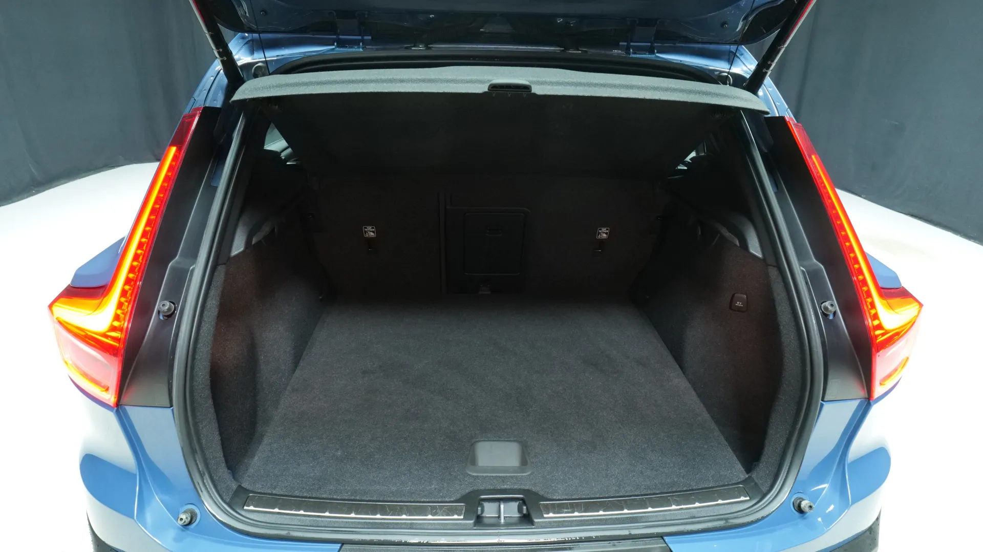 Autokuva 17 - OZO-819