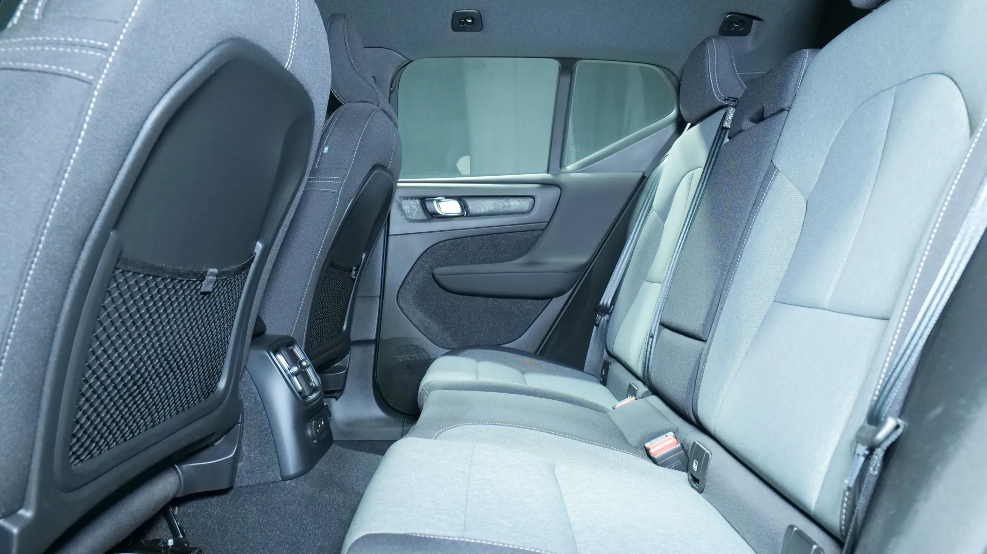 Autokuva 16 - OZO-819