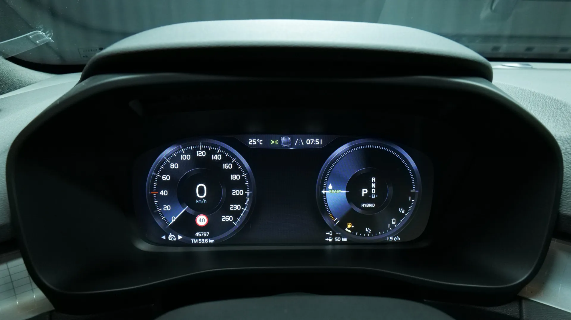 Autokuva 6 - OZO-822