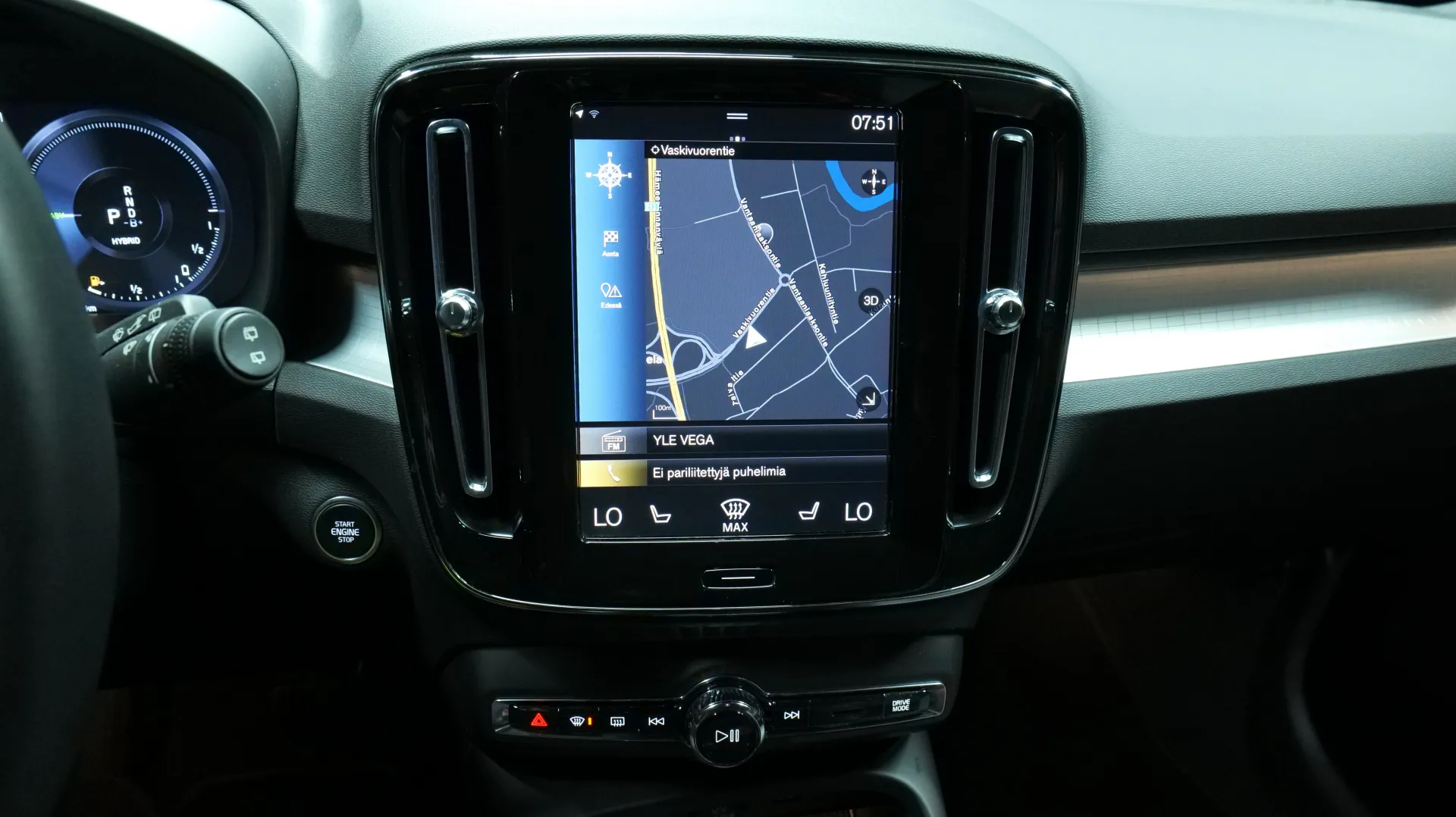 Autokuva 7 - OZO-822