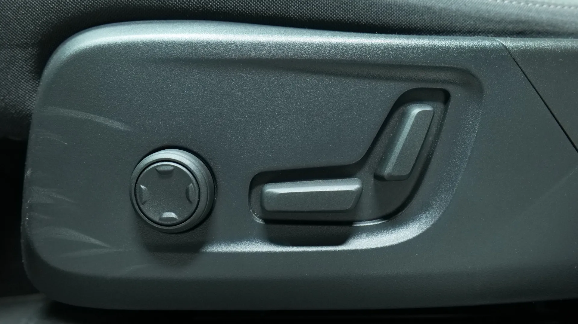 Autokuva 11 - OZO-822