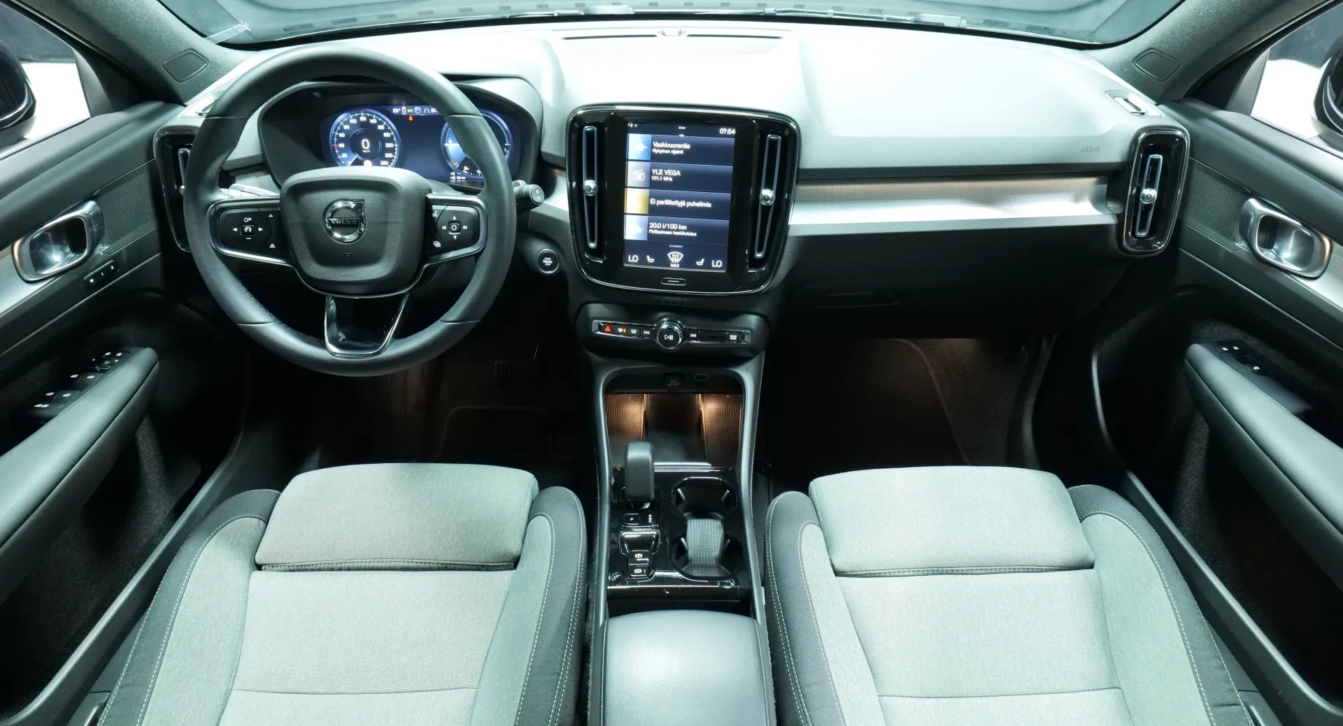 Autokuva 14 - OZO-822