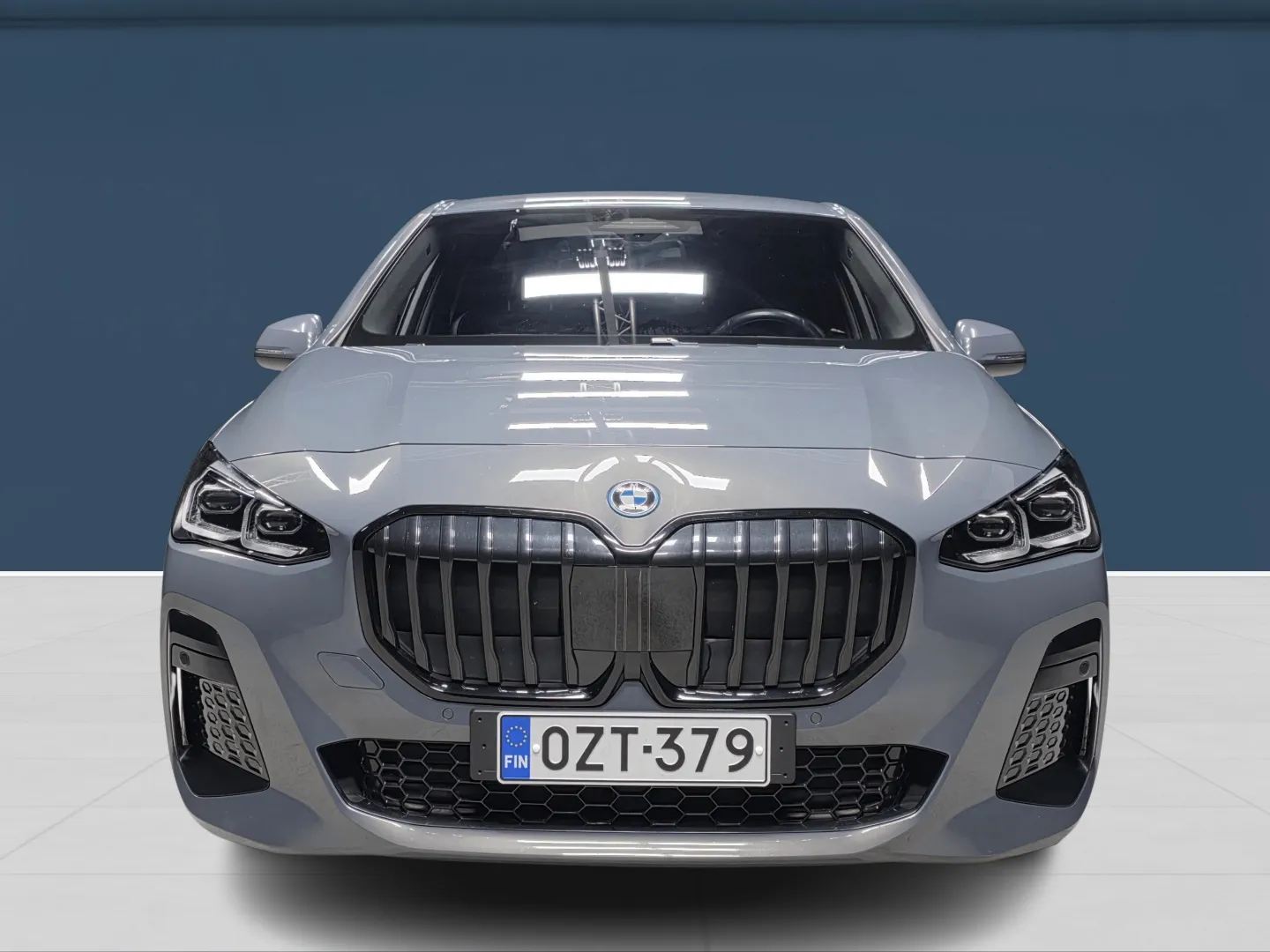 Autokuva 2 - OZT-379