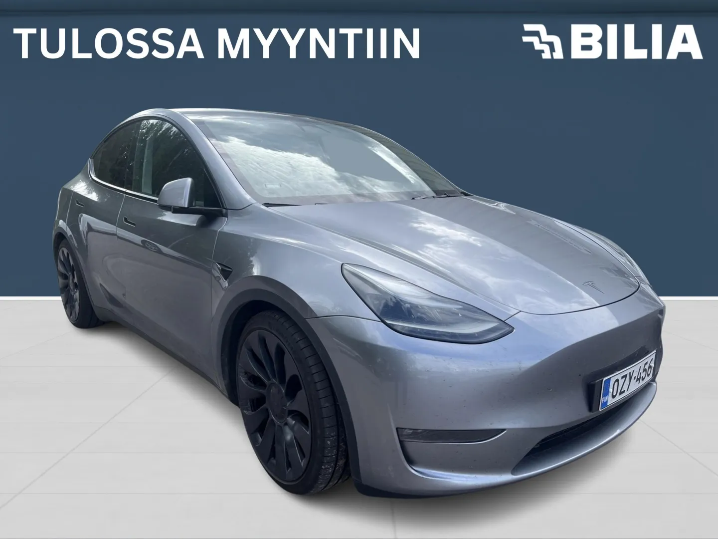 Autokuva 1 - OZY-456