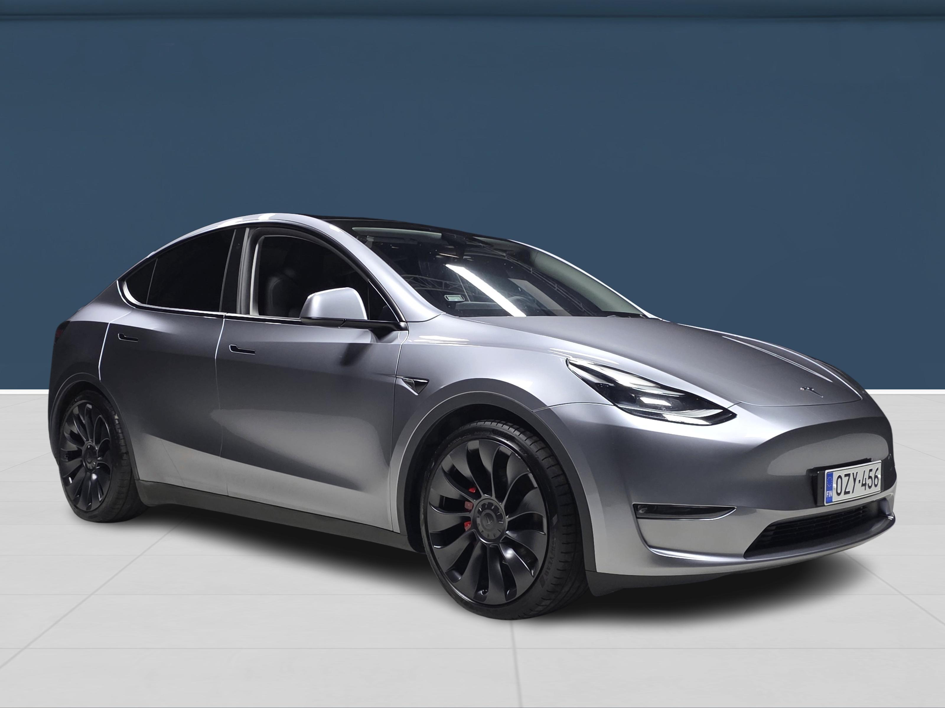 Tesla Model Y Performance 2023, kuva 3/16