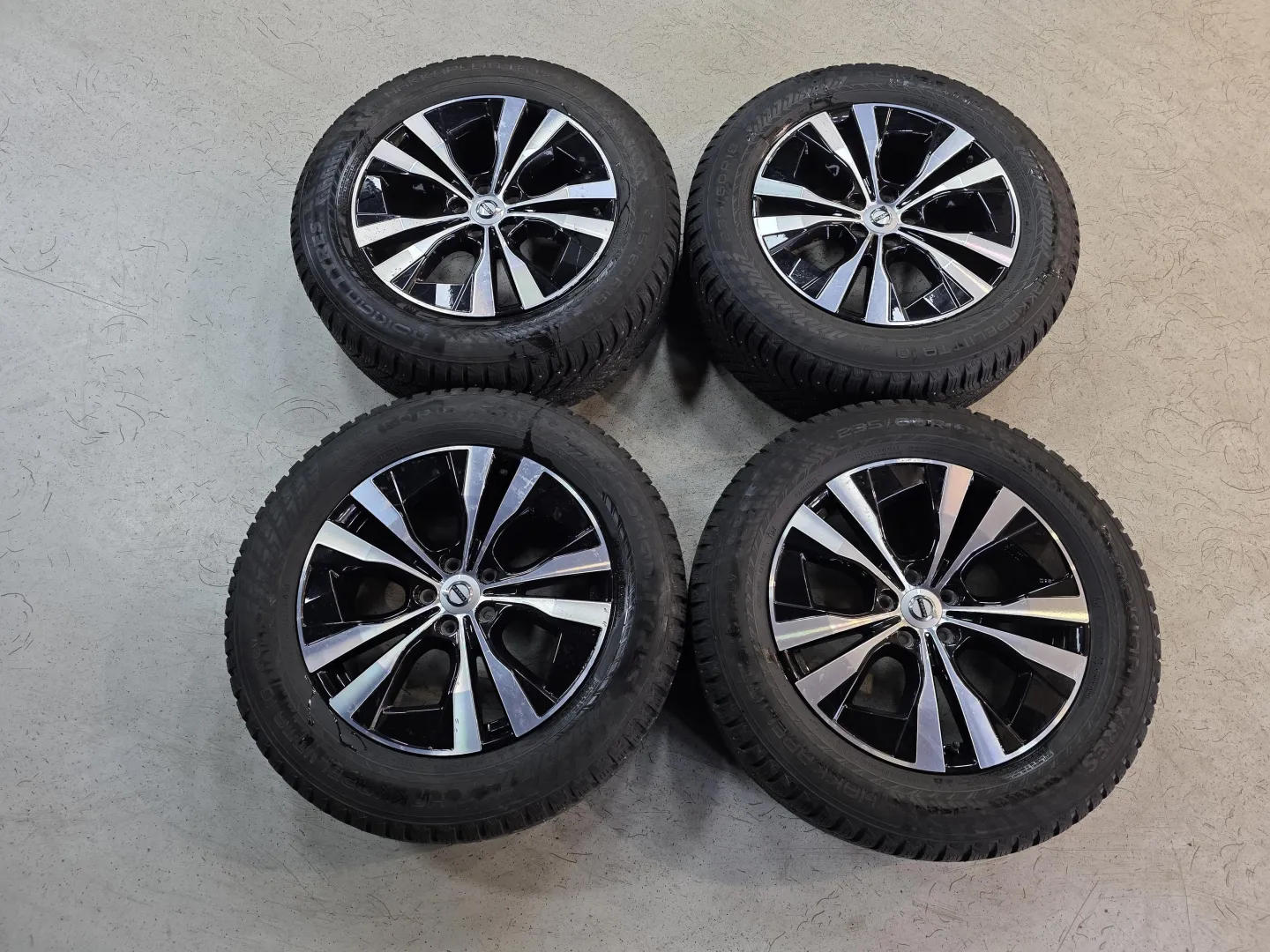 Autokuva 12 - OZY-522