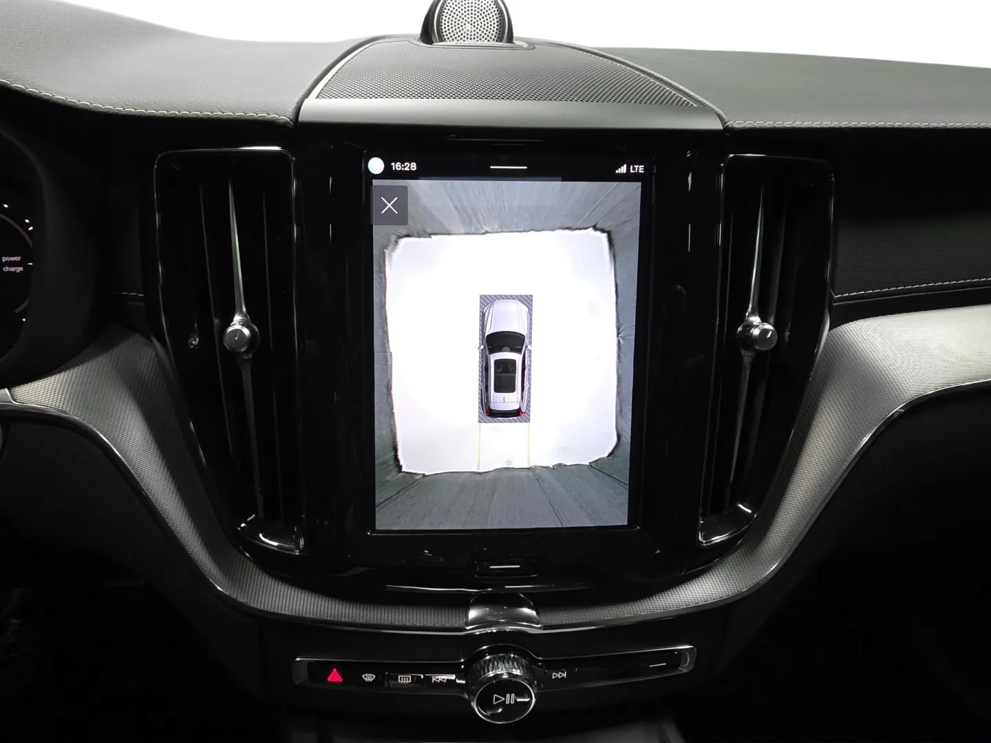 Autokuva 13 - OZZ-920