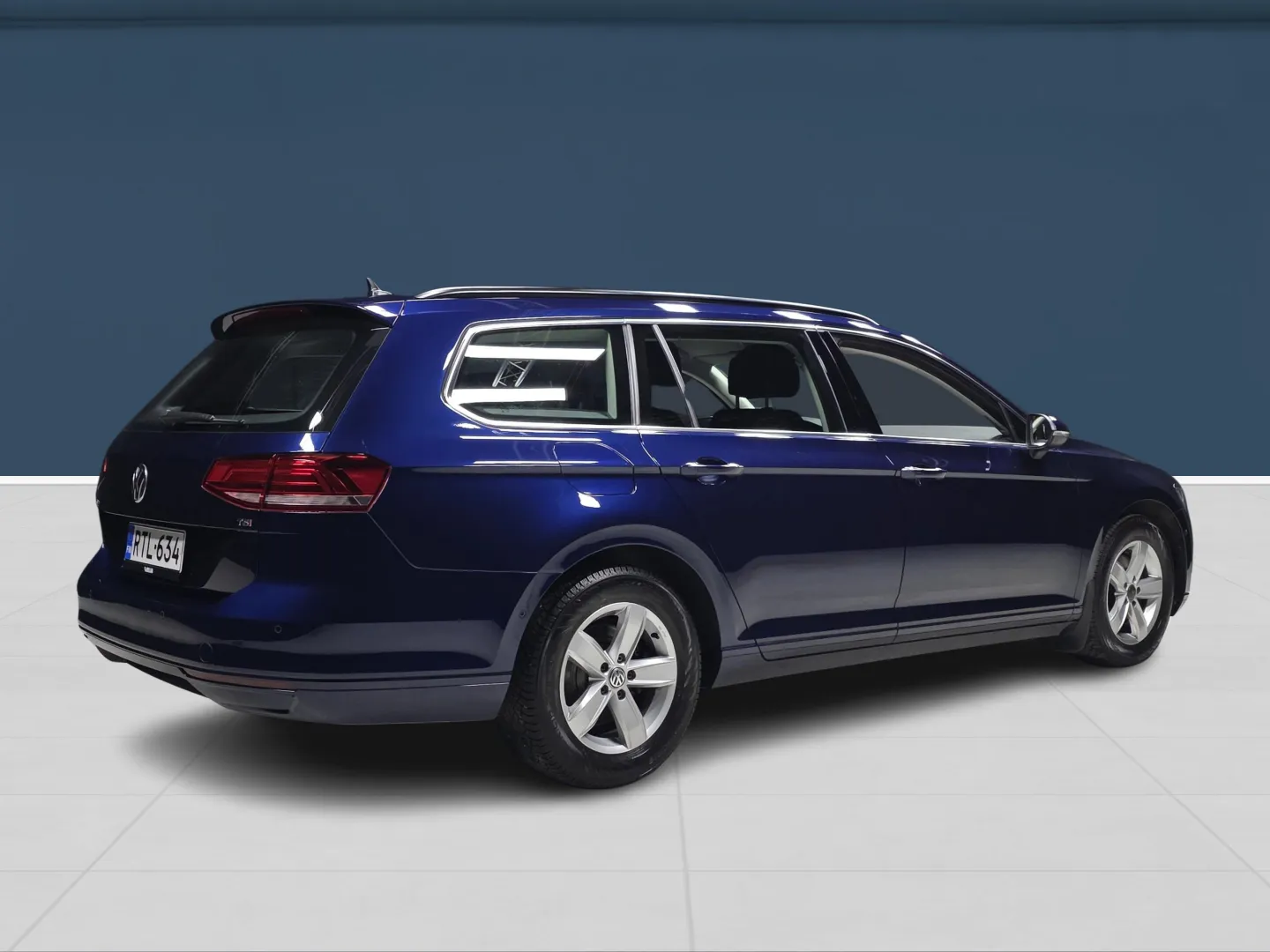 Autokuva 4 - RTL-634