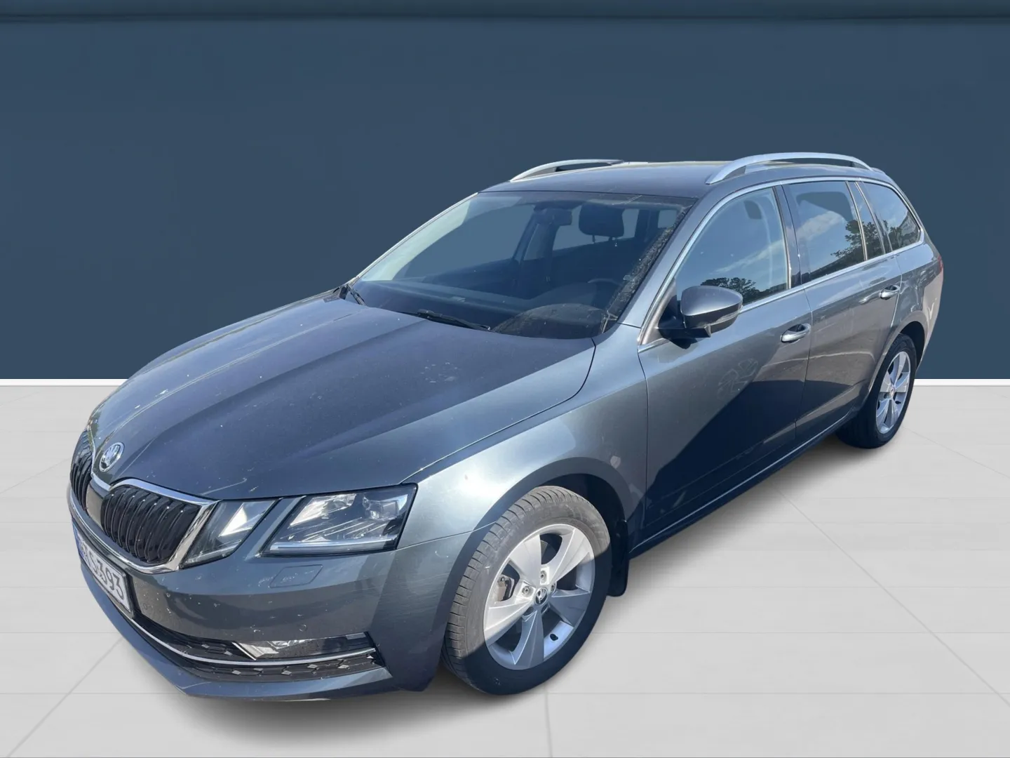 Autokuva 2 - RTS-393