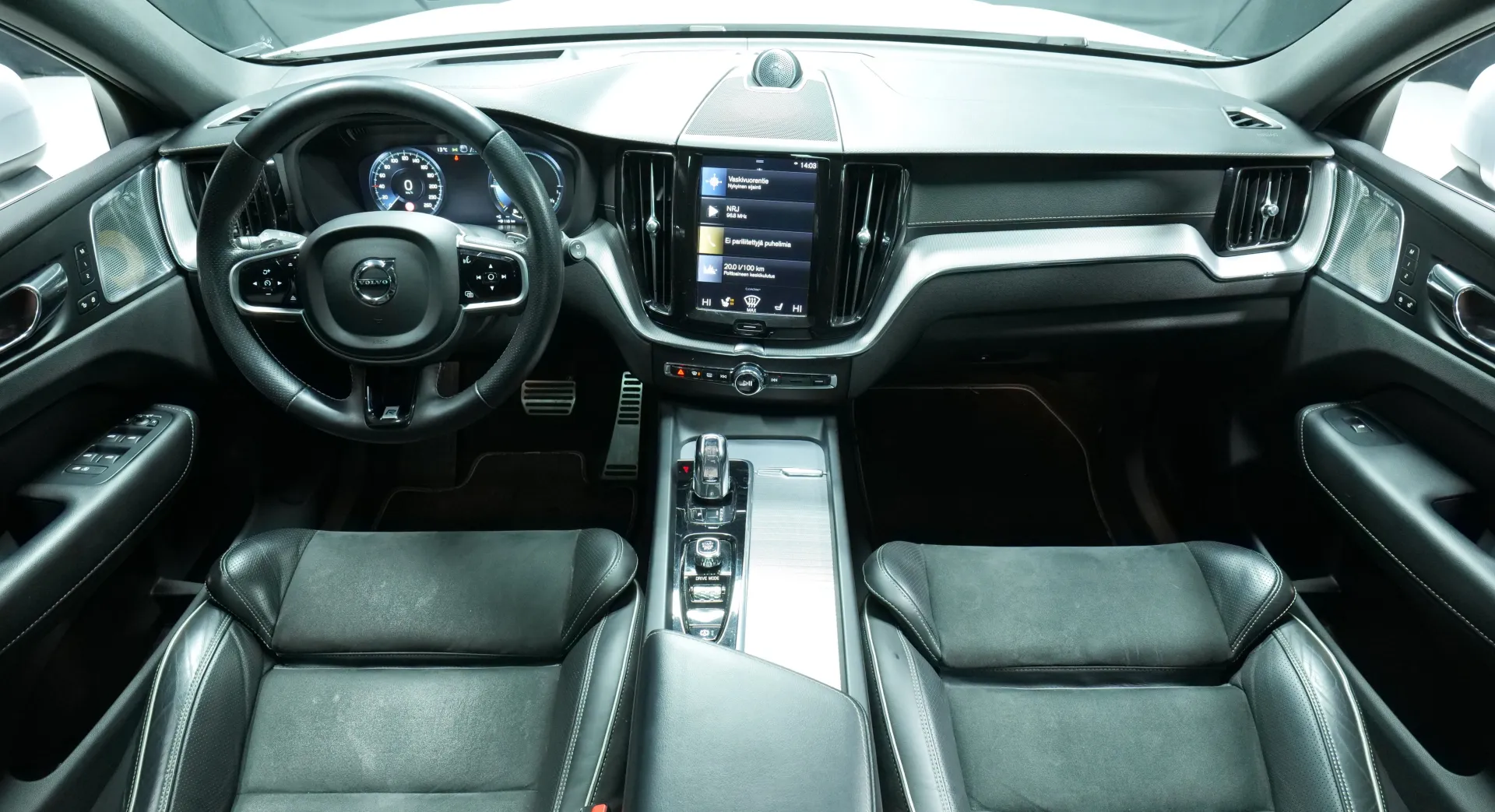 Autokuva 15 - RUC-844