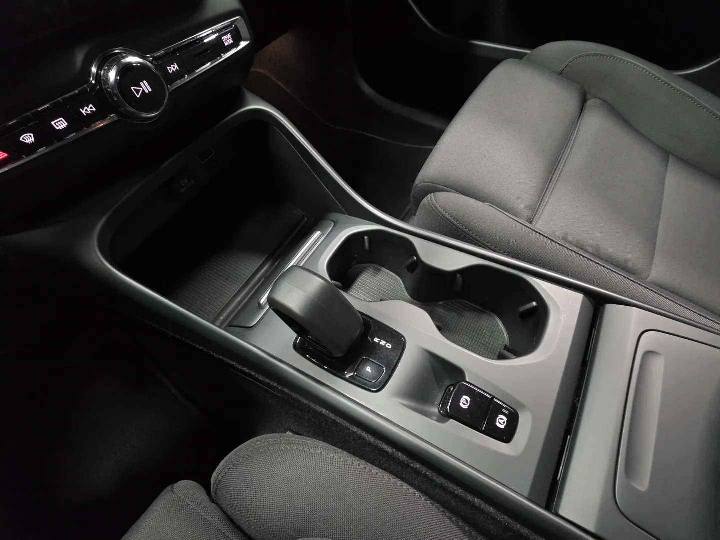 Autokuva 15 - RUR-706