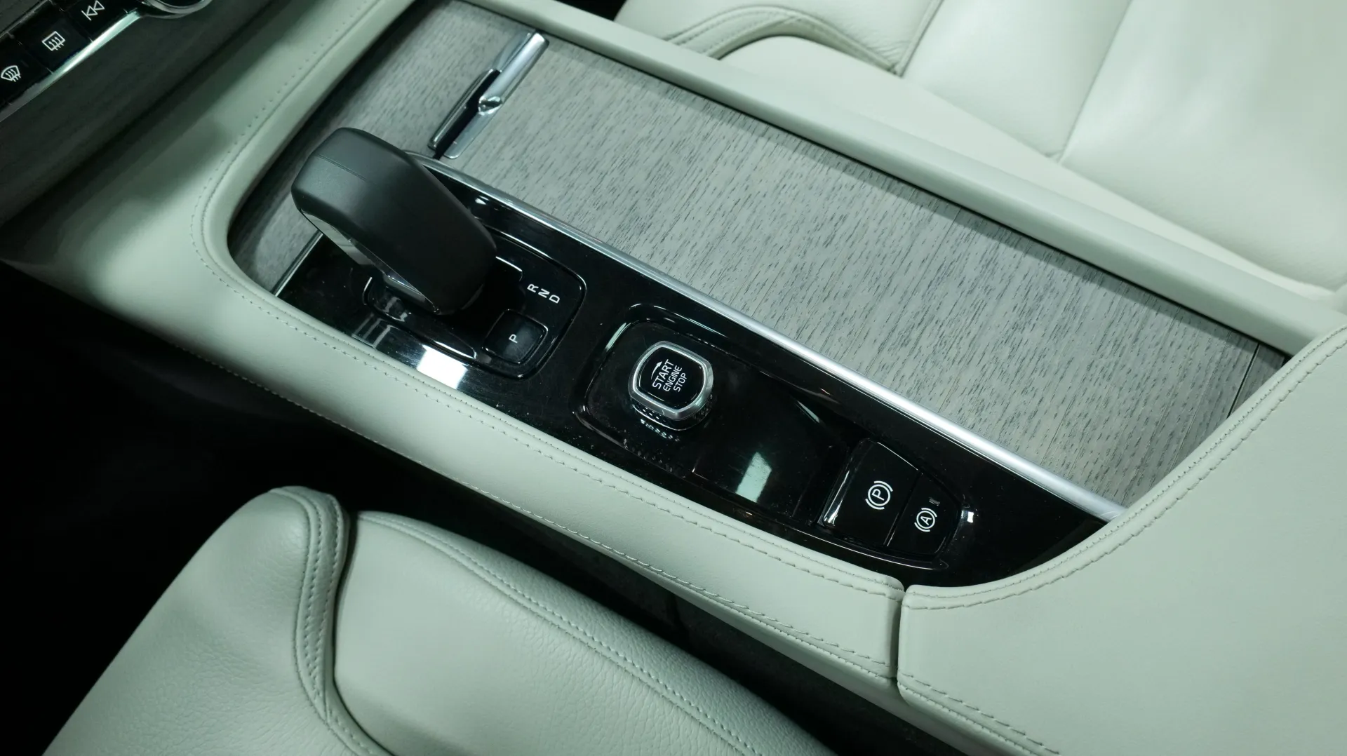 Autokuva 9 - RUV-156