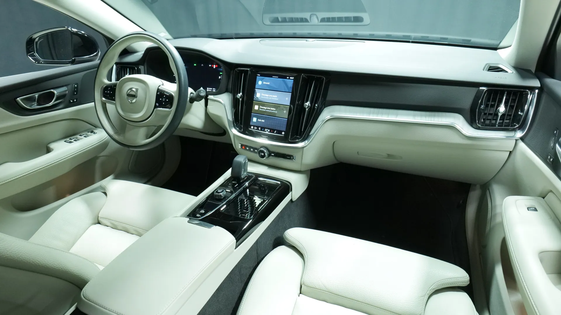 Autokuva 17 - RUV-682