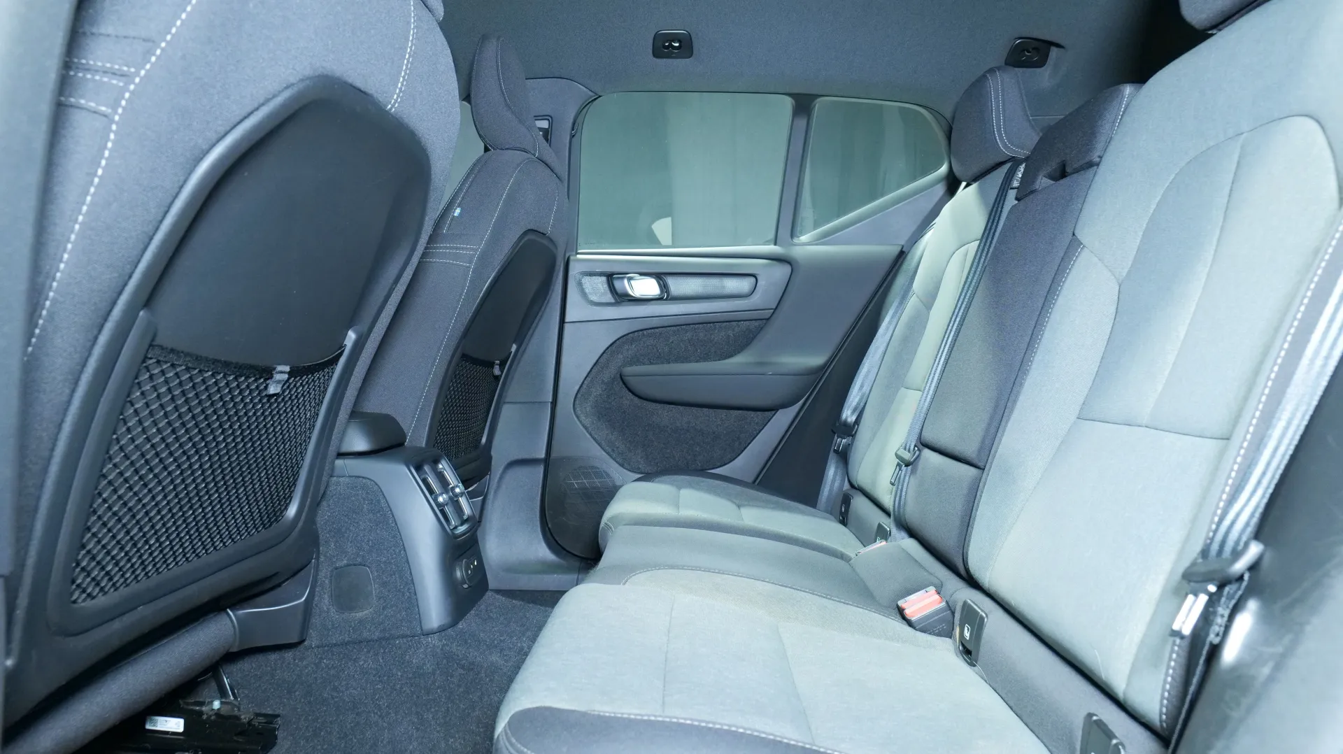 Autokuva 16 - RUV-709