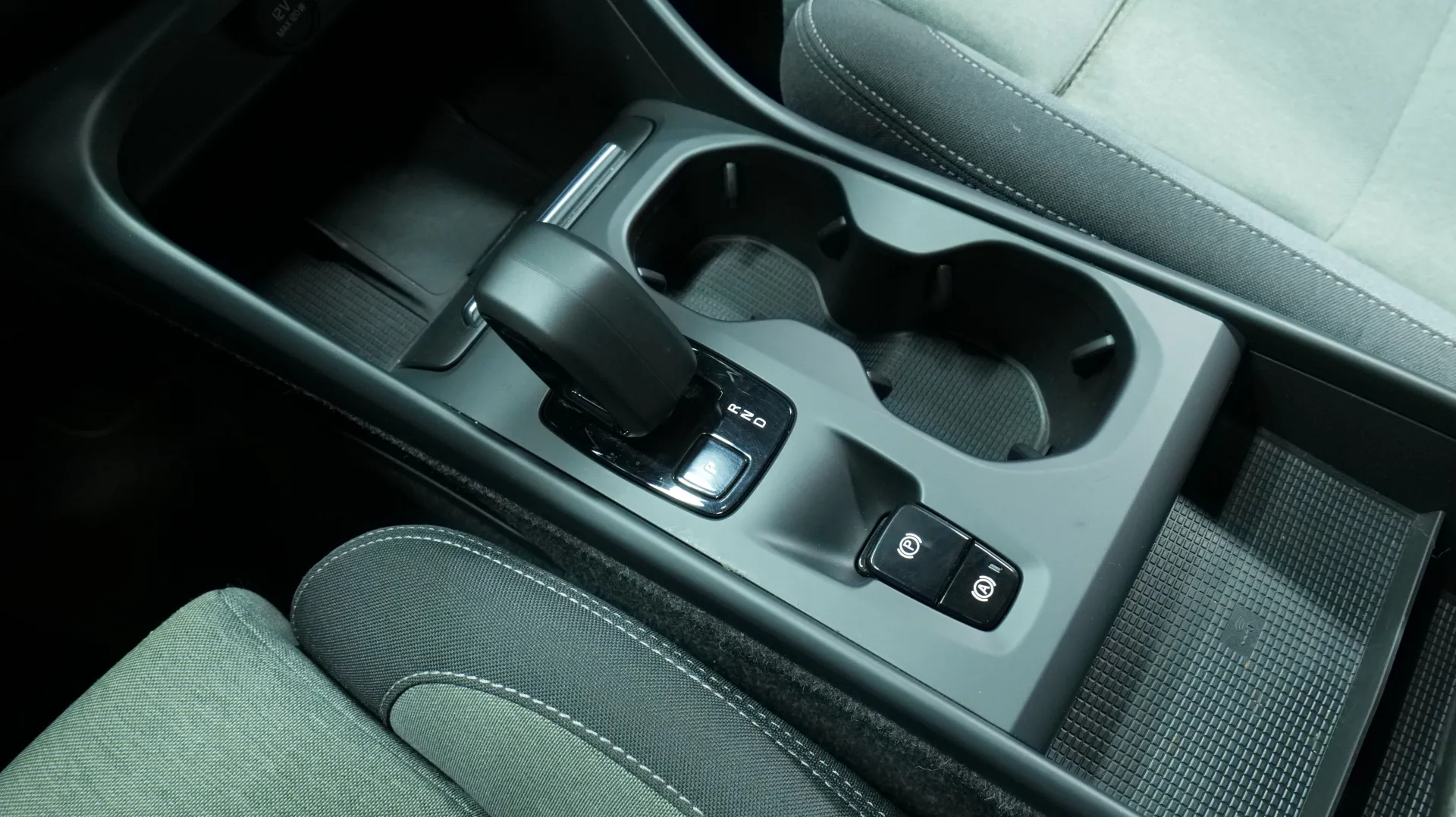 Autokuva 10 - RUV-709