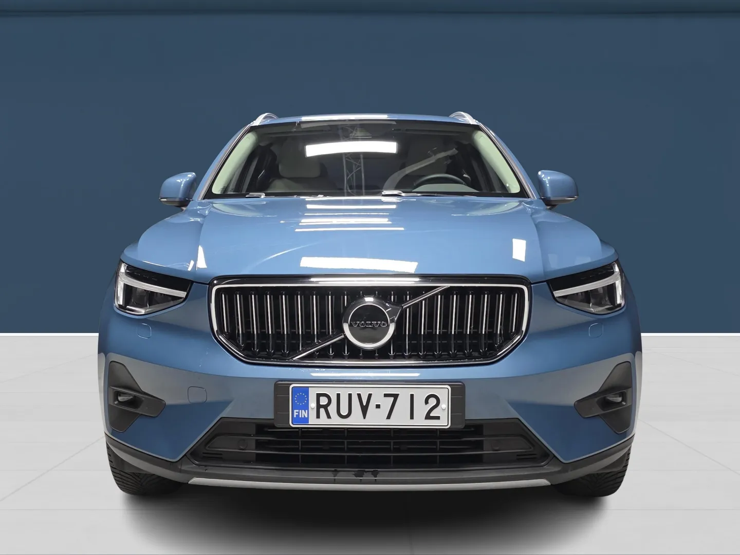 Autokuva 2 - RUV-712