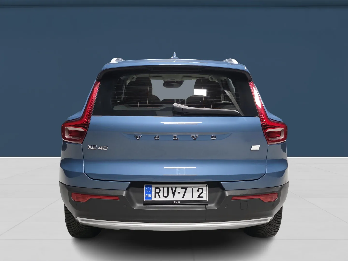 Autokuva 5 - RUV-712