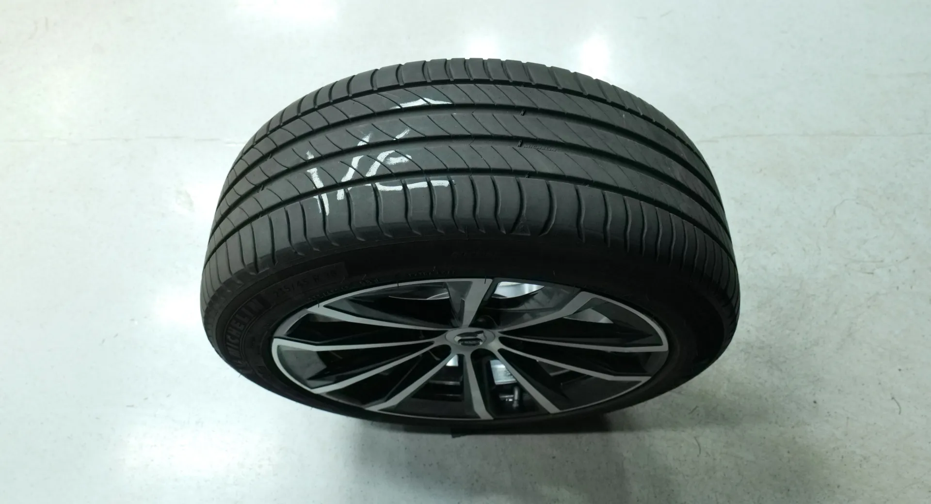 Autokuva 19 - RVA-102