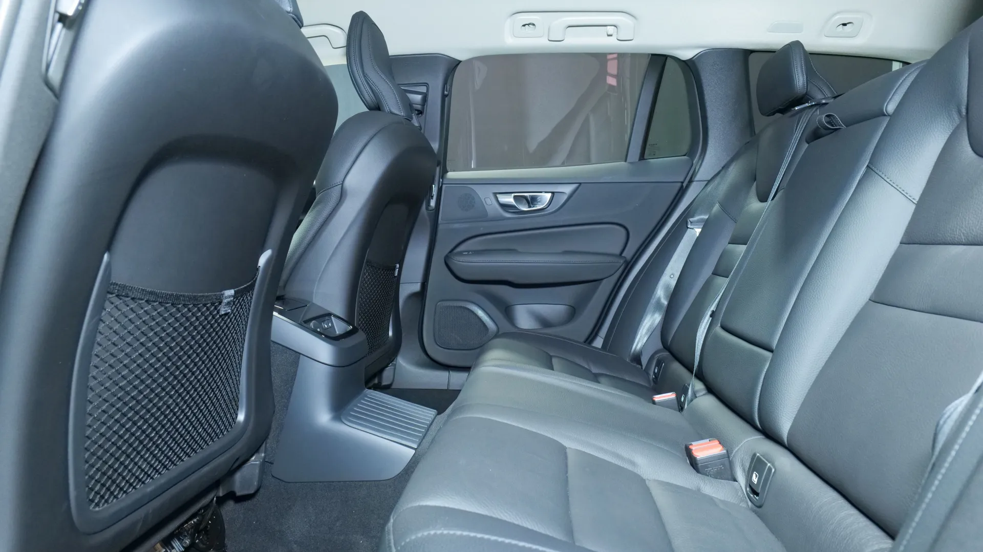 Autokuva 15 - RVA-102