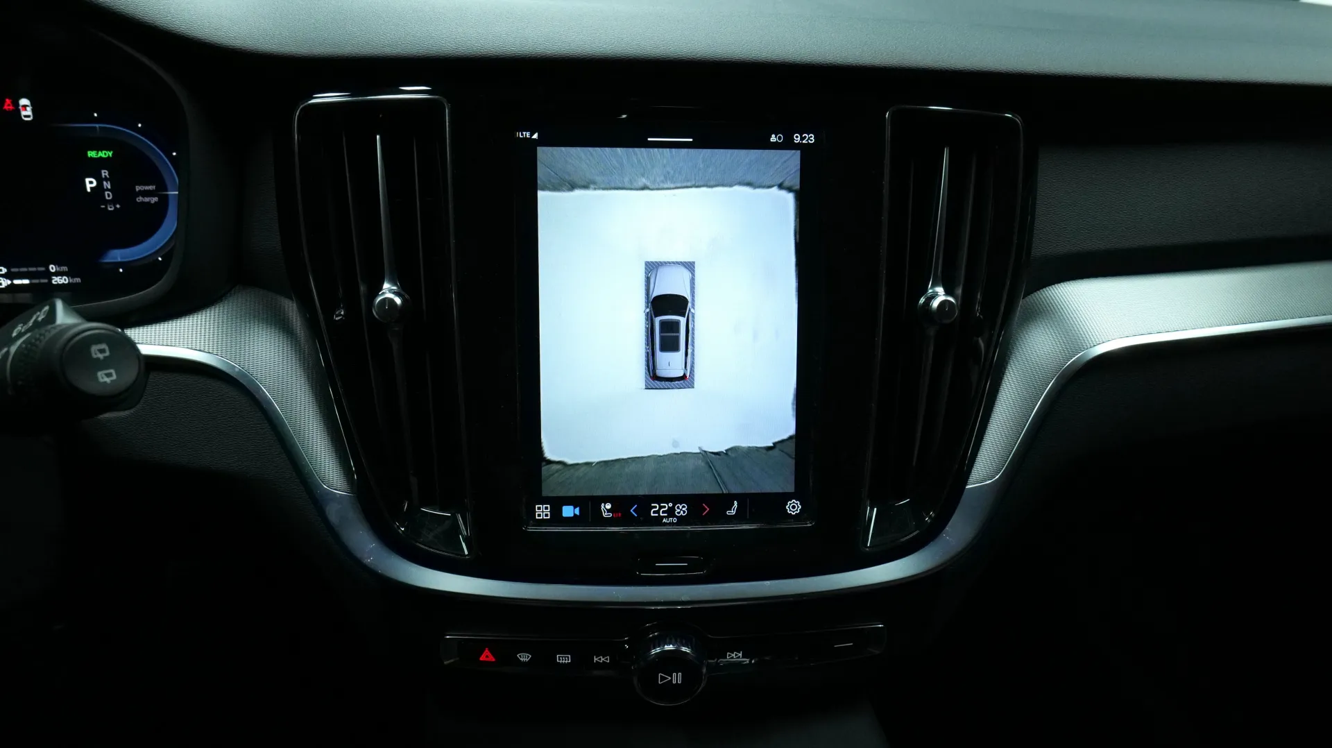 Autokuva 7 - RVA-102