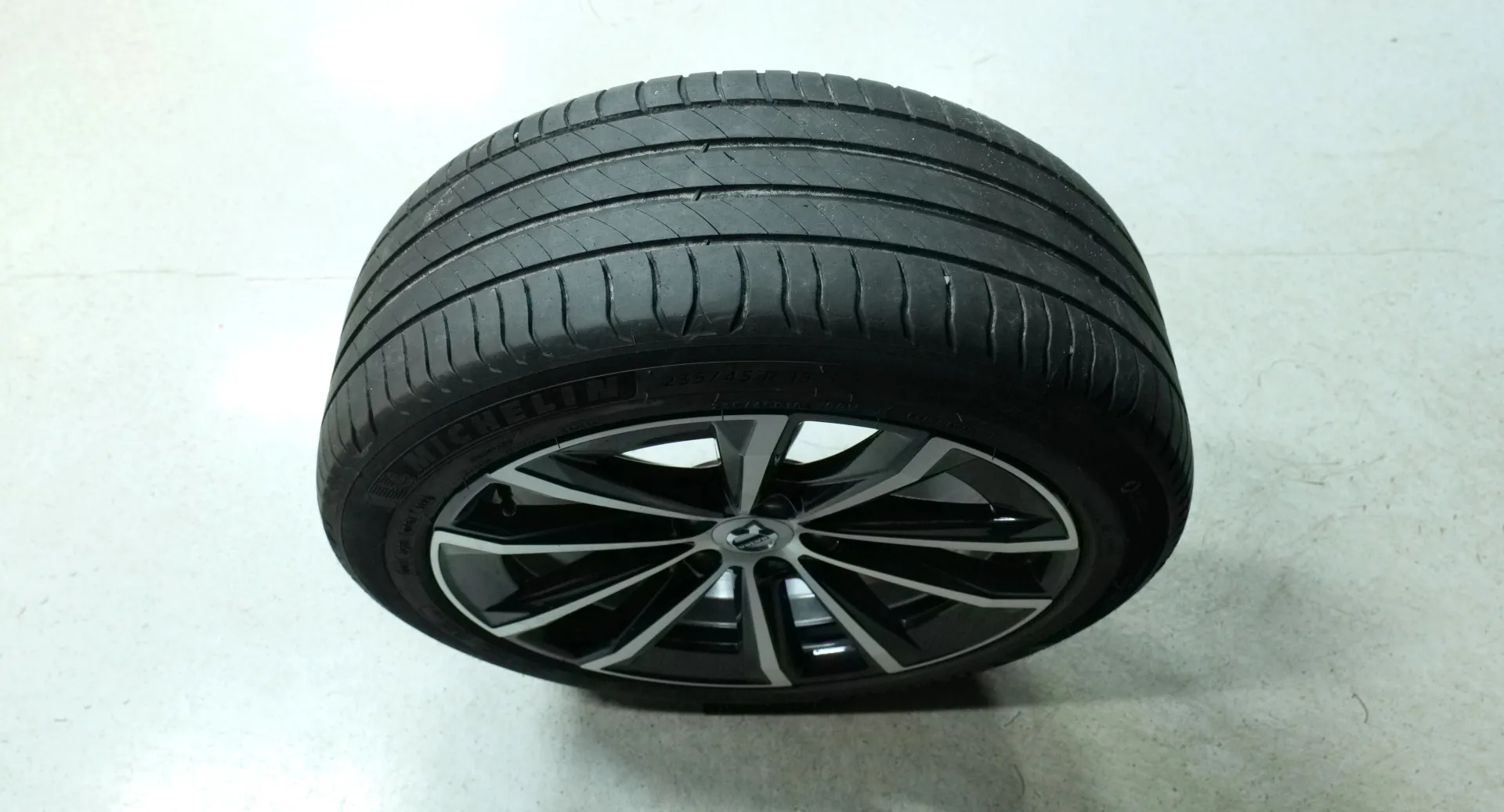 Autokuva 21 - RVA-676