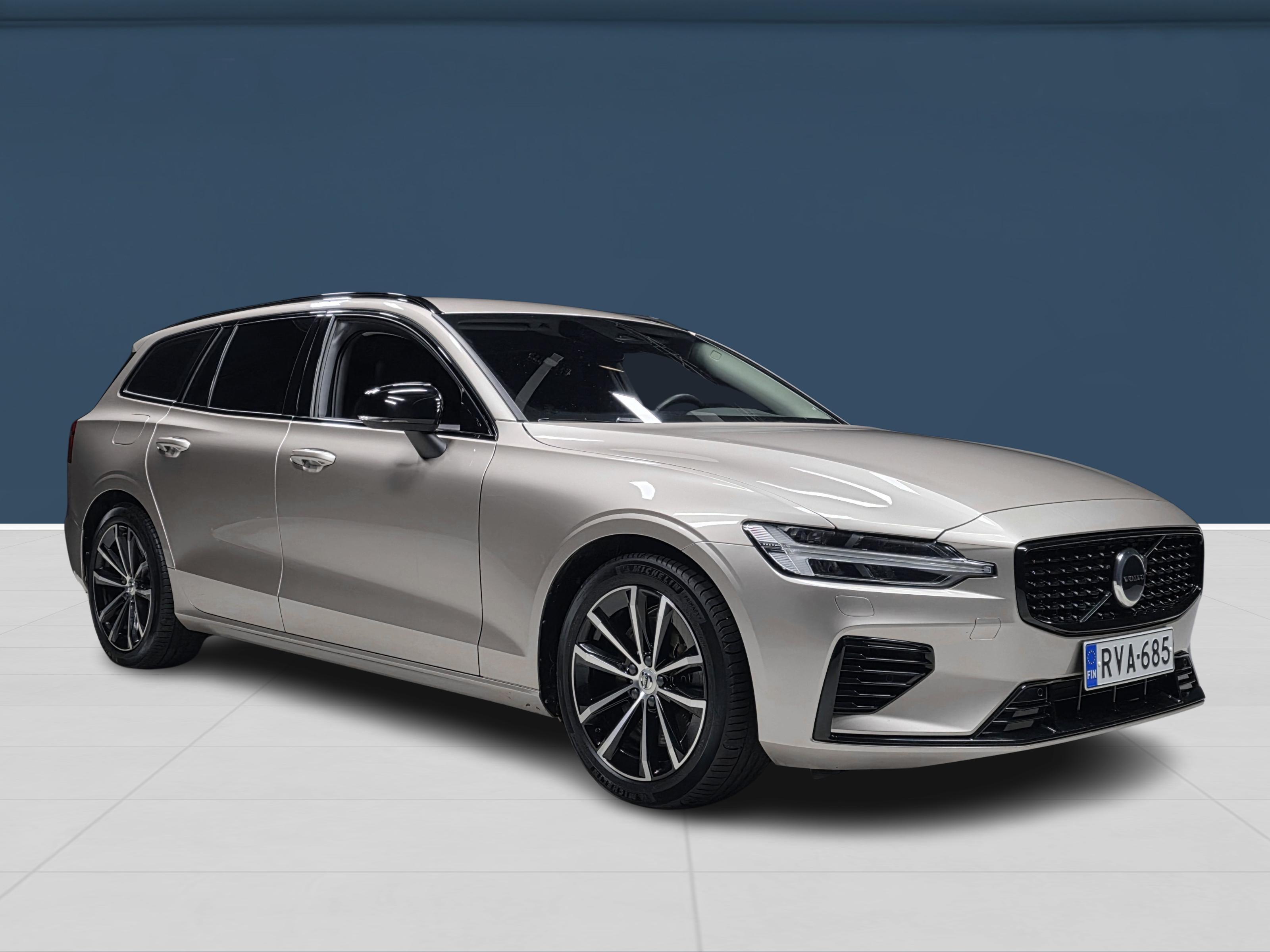 Volvo V60 2023, kuva 3/16