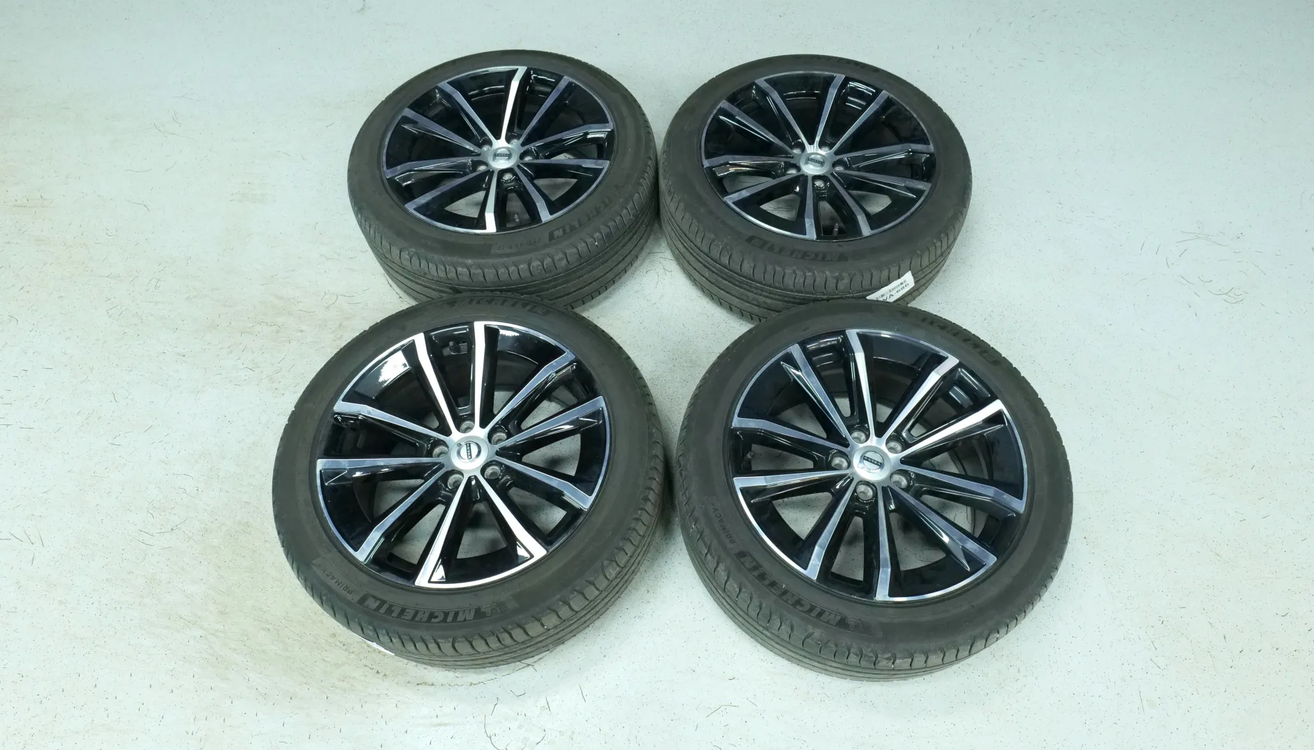 Autokuva 18 - RVA-686