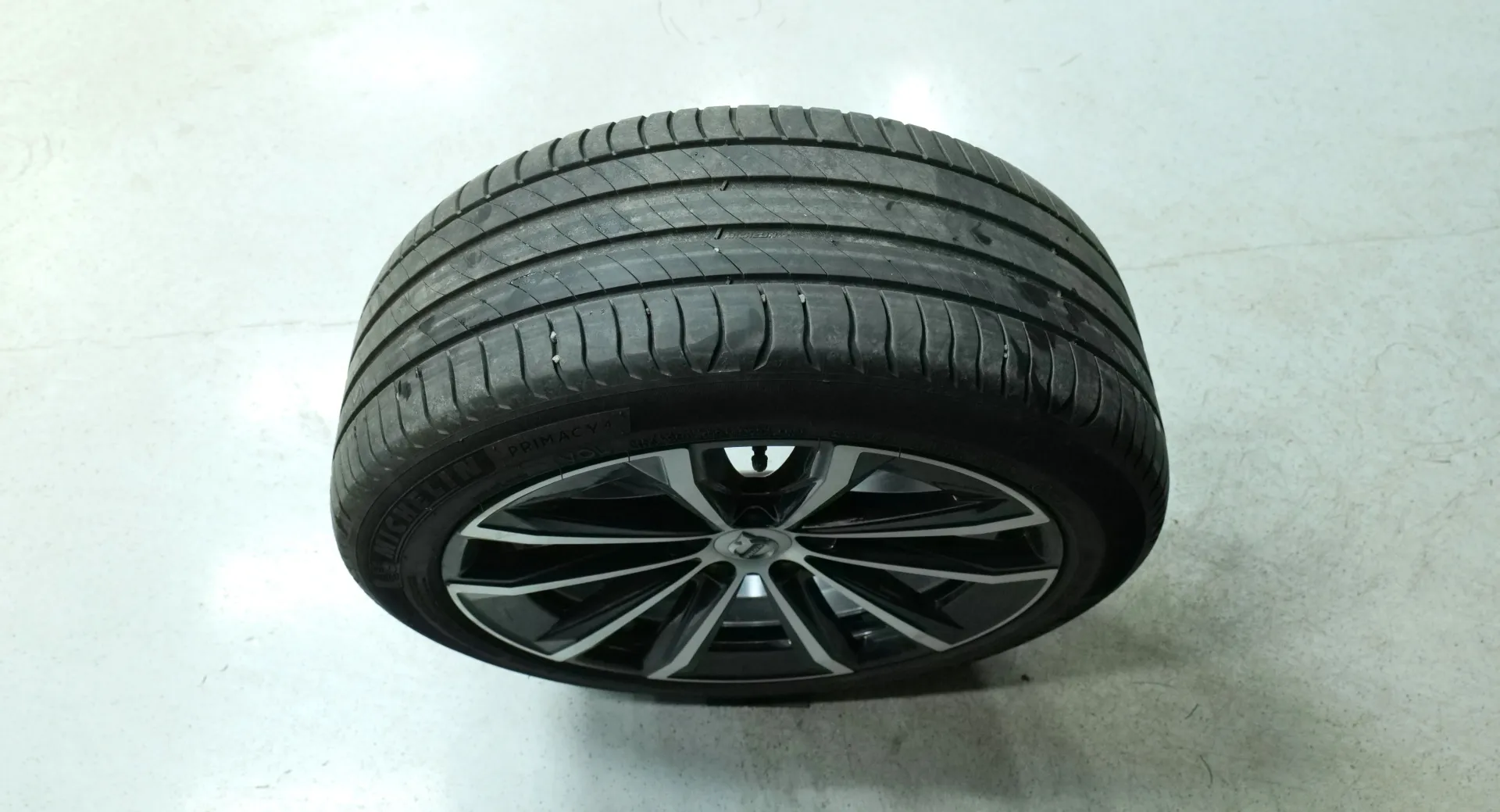 Autokuva 19 - RVA-686