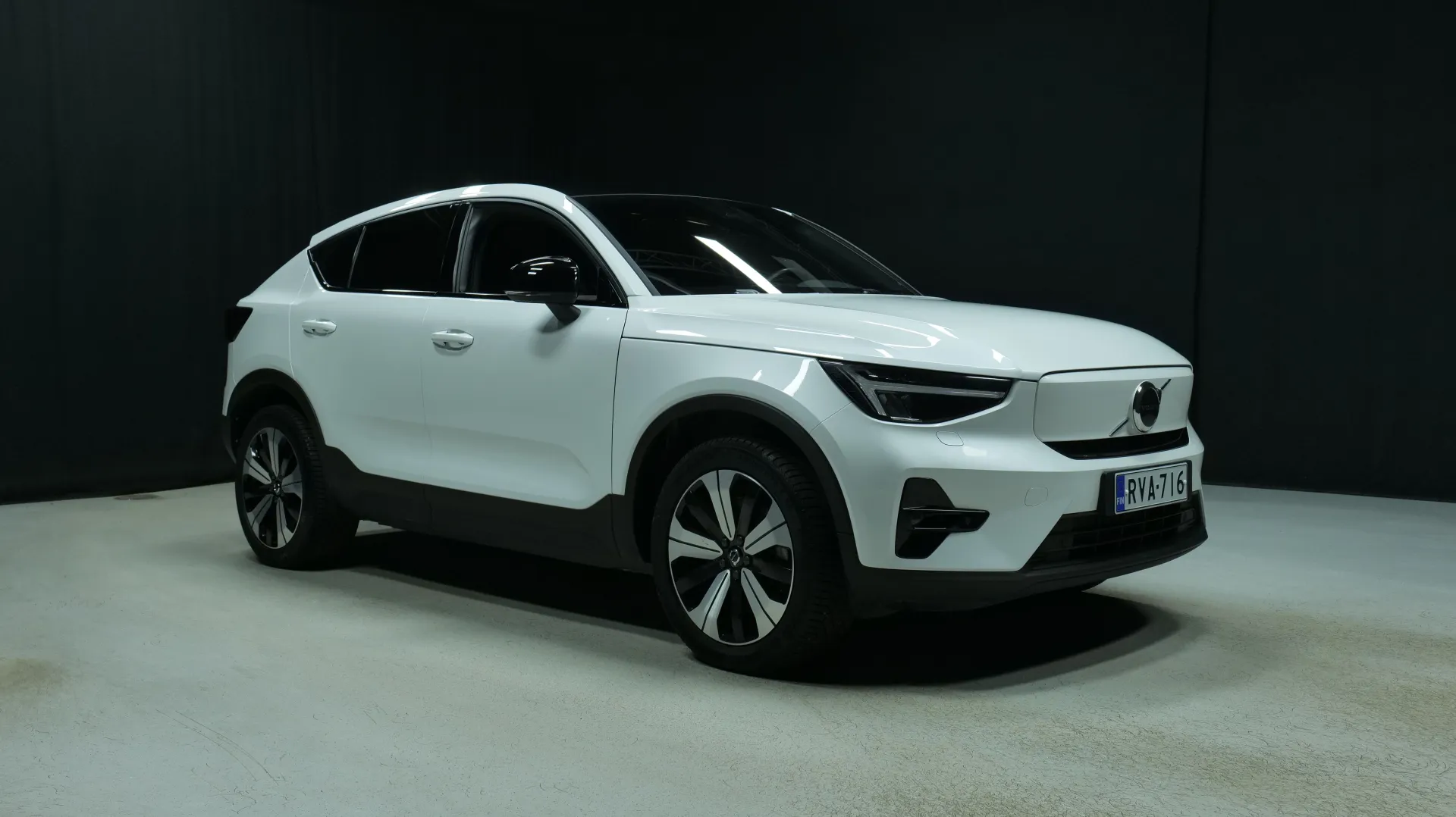 Autokuva 5 - RVA-716