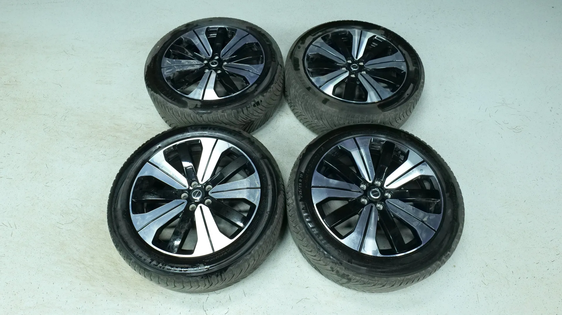 Autokuva 19 - RVA-716