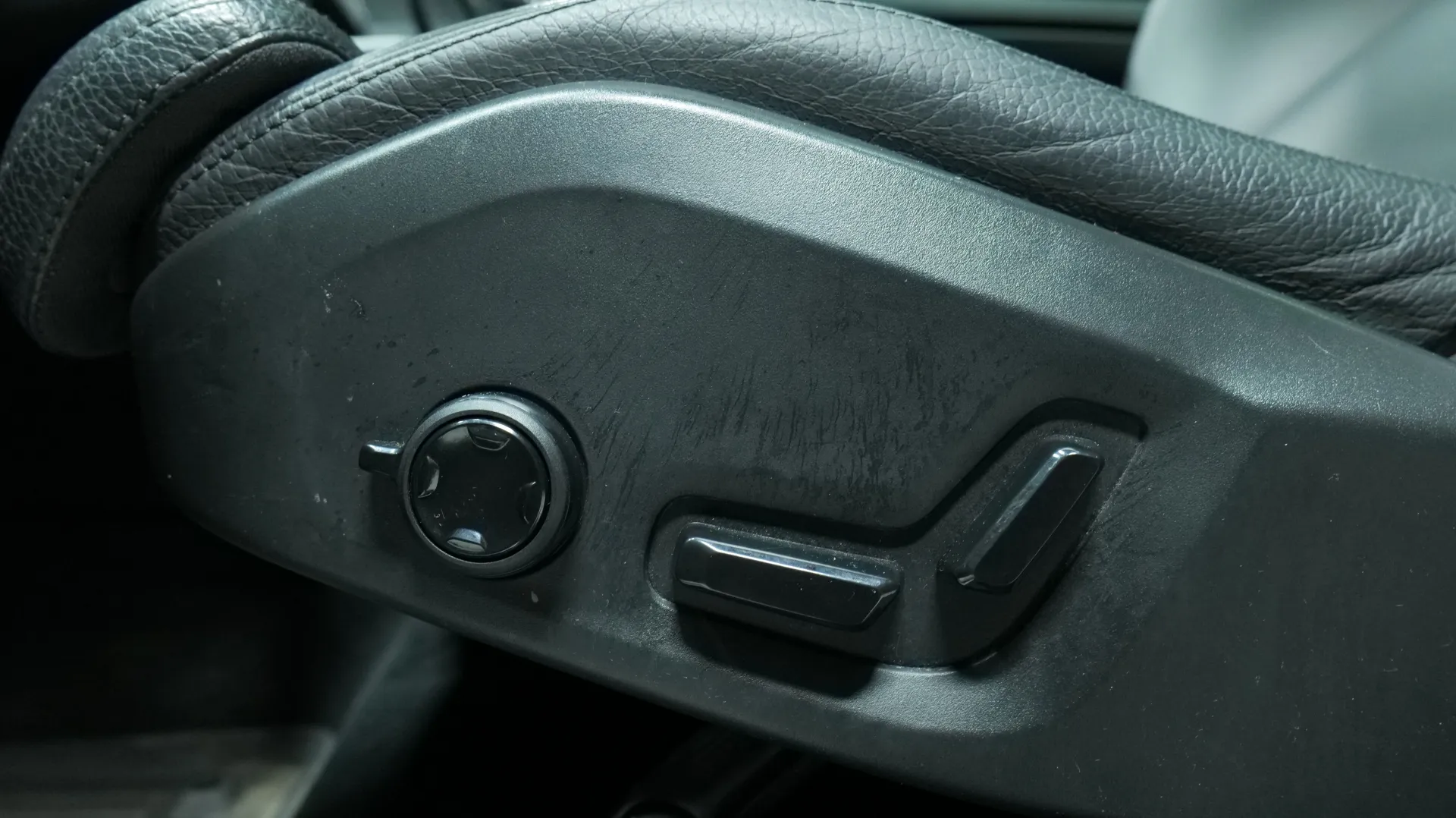 Autokuva 10 - RVA-829