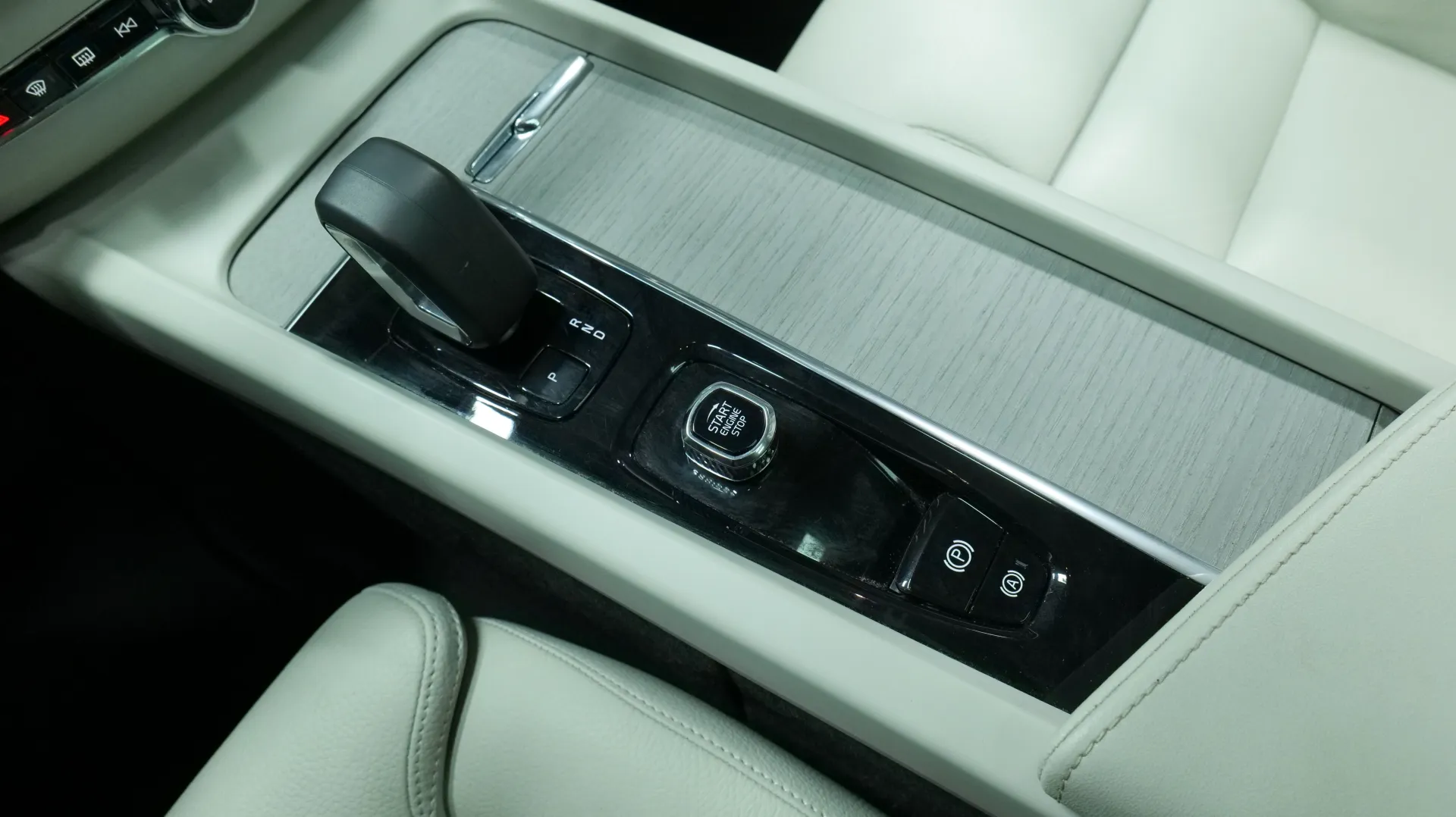 Autokuva 9 - RVA-830