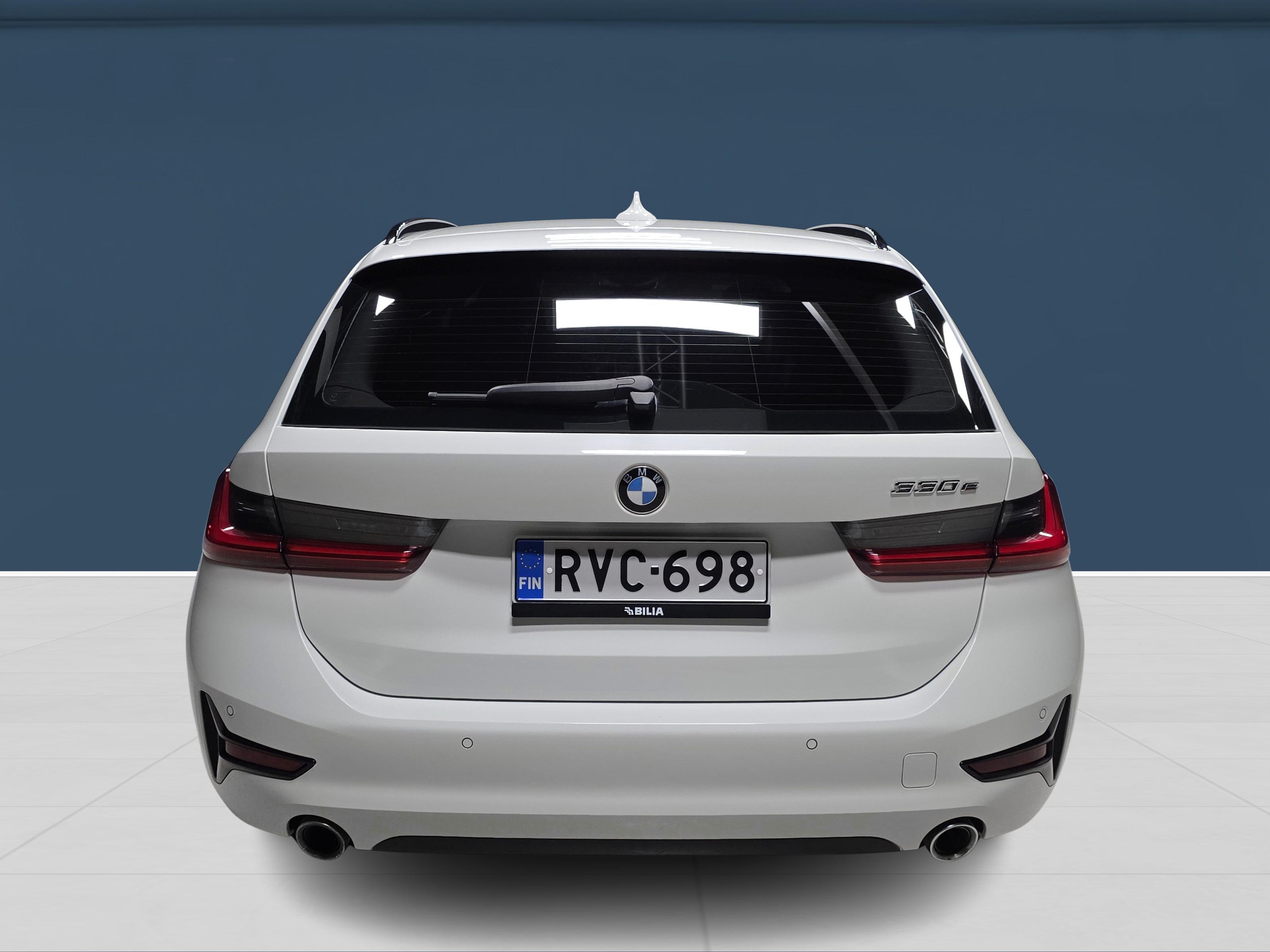BMW 330 G21 Touring 330e Business Sport 2021, kuva 5/15