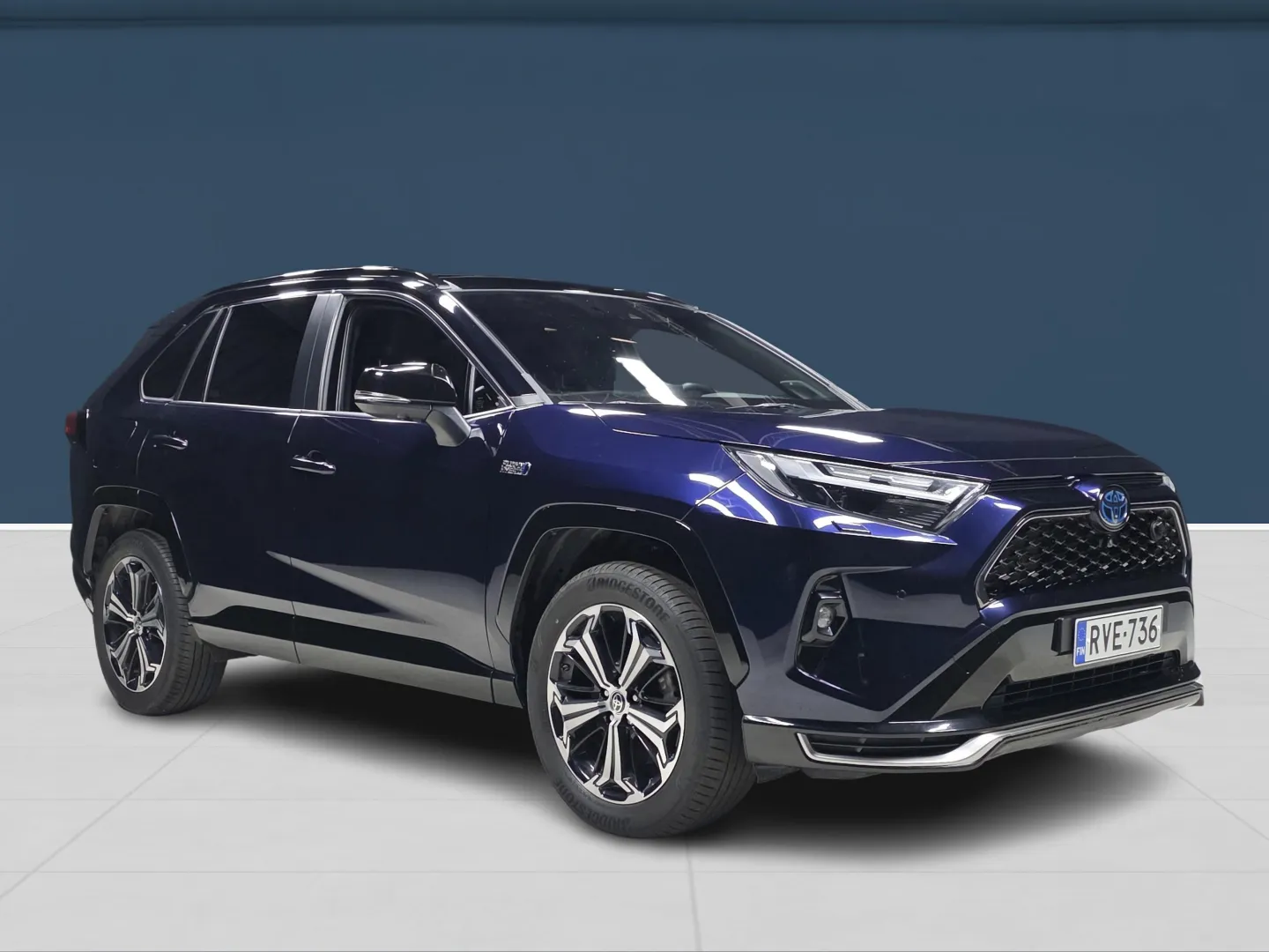 Autokuva 3 - RVE-736