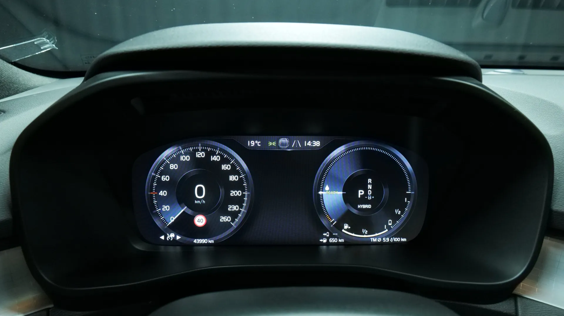 Autokuva 6 - RVE-899